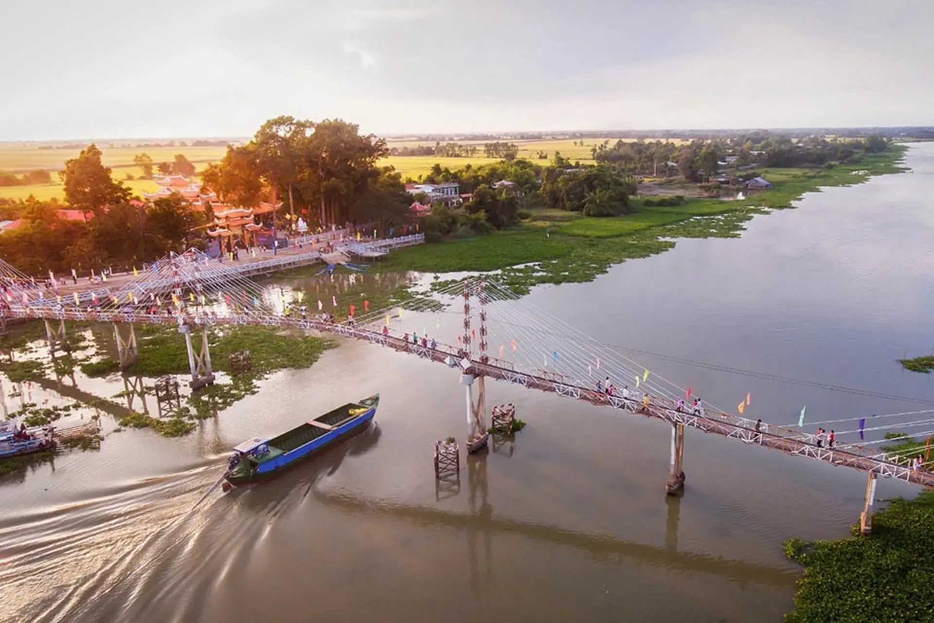 Long An thuộc miền nào? Những điểm du lịch nổi bật và nét đẹp văn hóa đặc trưng của Long An