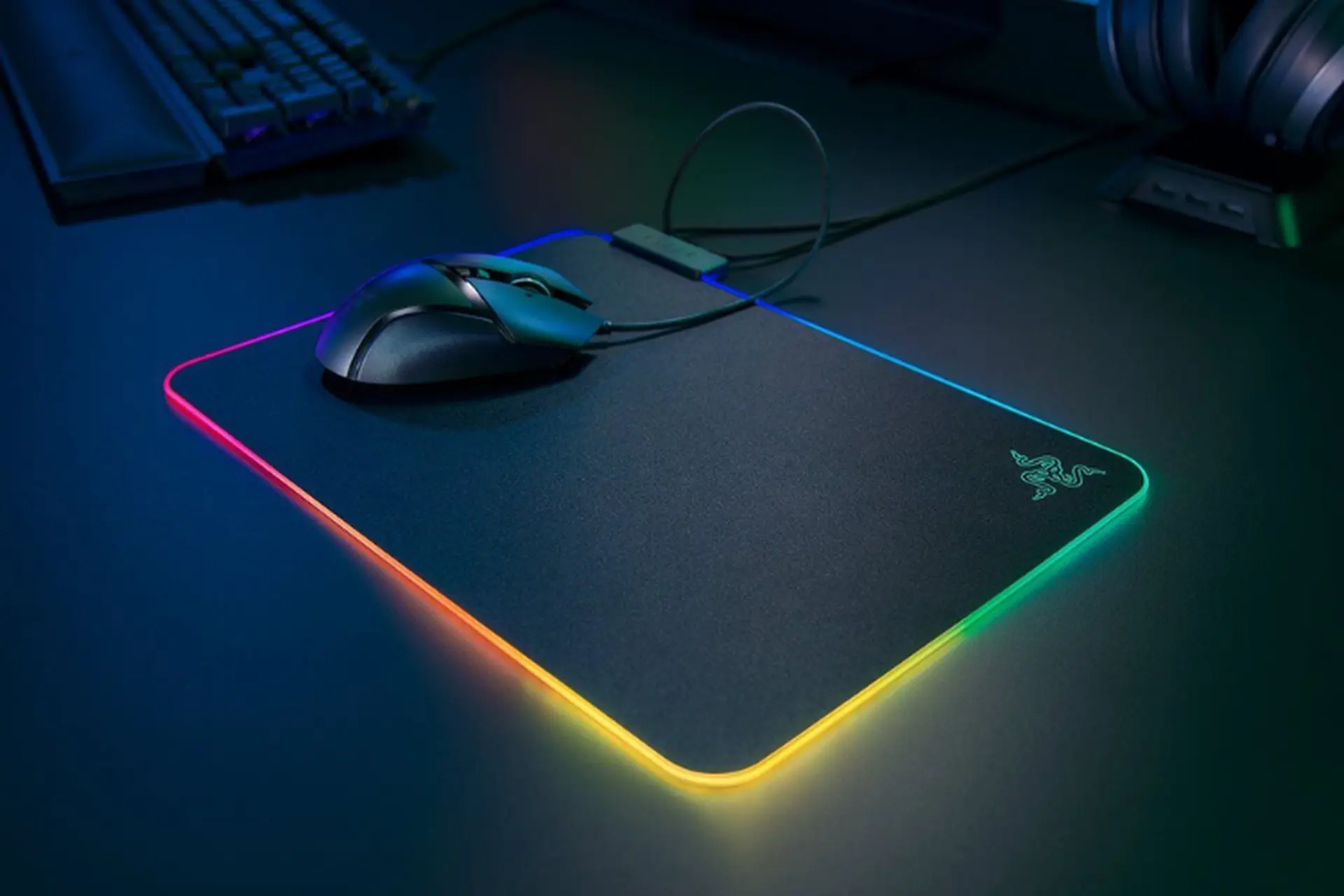 Lót chuột gaming RGB: Cách chọn chuẩn game thủ và những thương hiệu nổi bật nhất