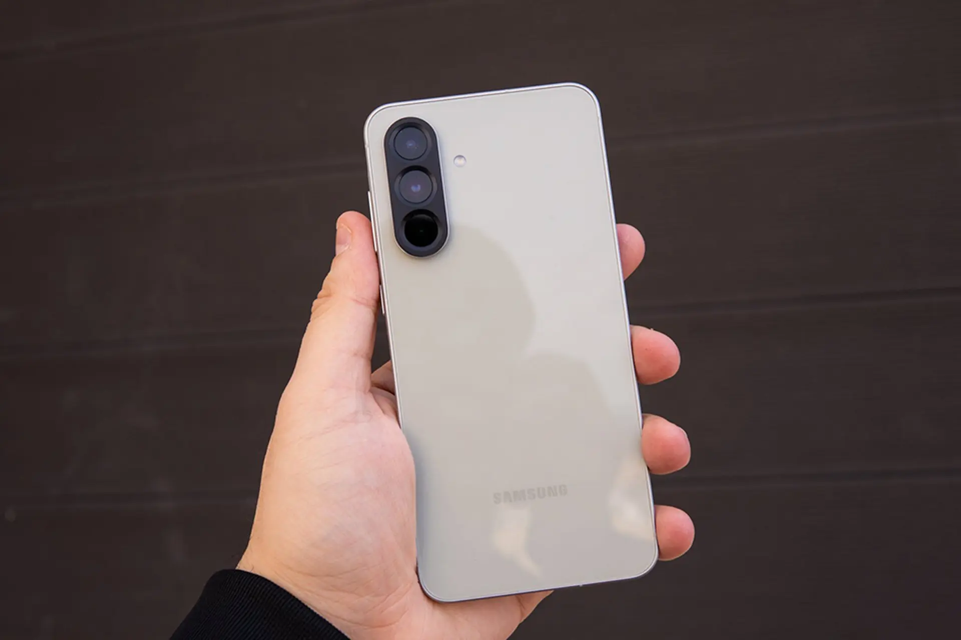 Có nên mua Galaxy A56 5G? Đây là những lý do mà bạn nên “xuống tiền” mua siêu phẩm tầm trung mới này