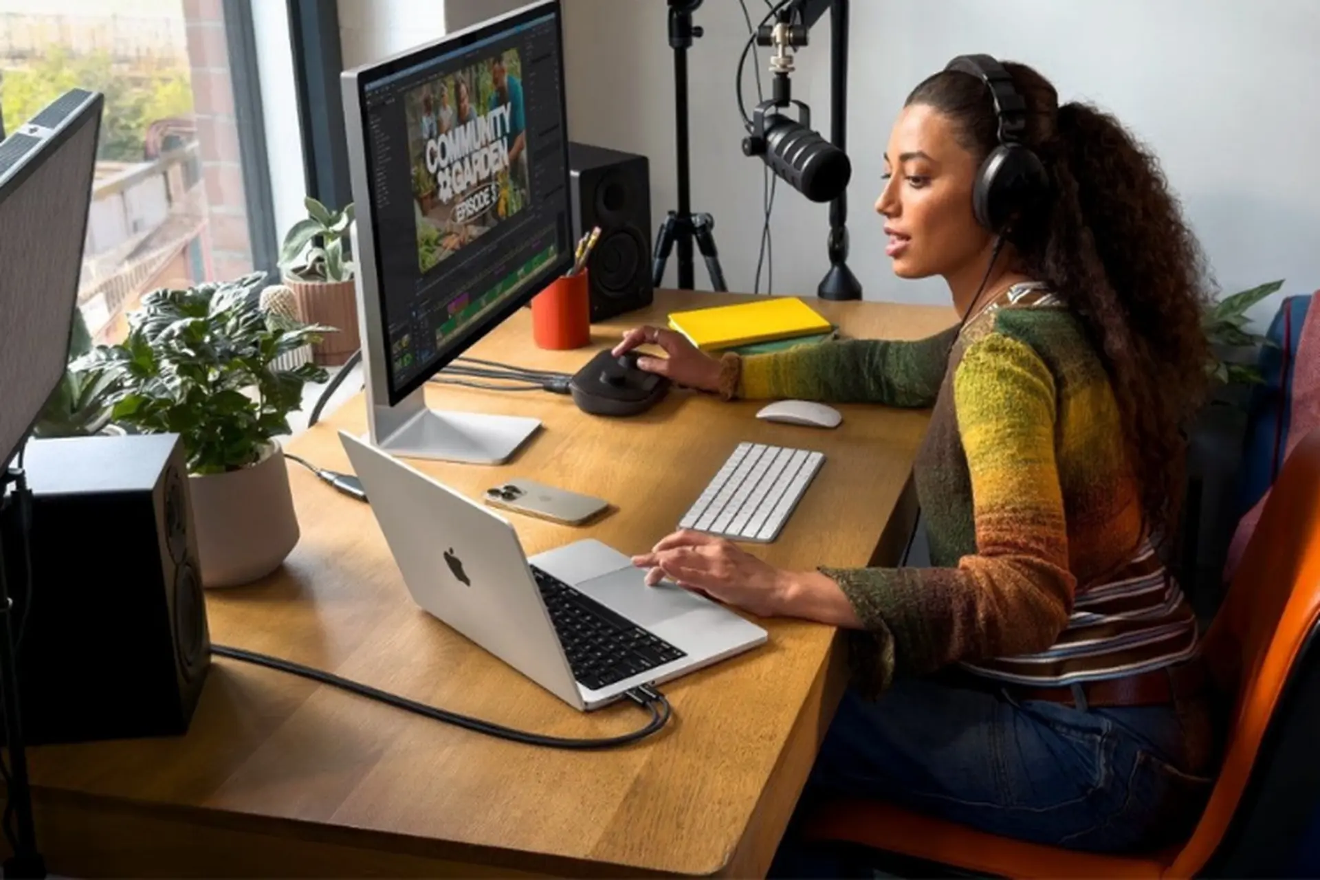 MacBook Pro M5 có mấy màu? Phiên bản nào ấn tượng nhất? Khám phá bảng màu sang trọng và đẳng cấp