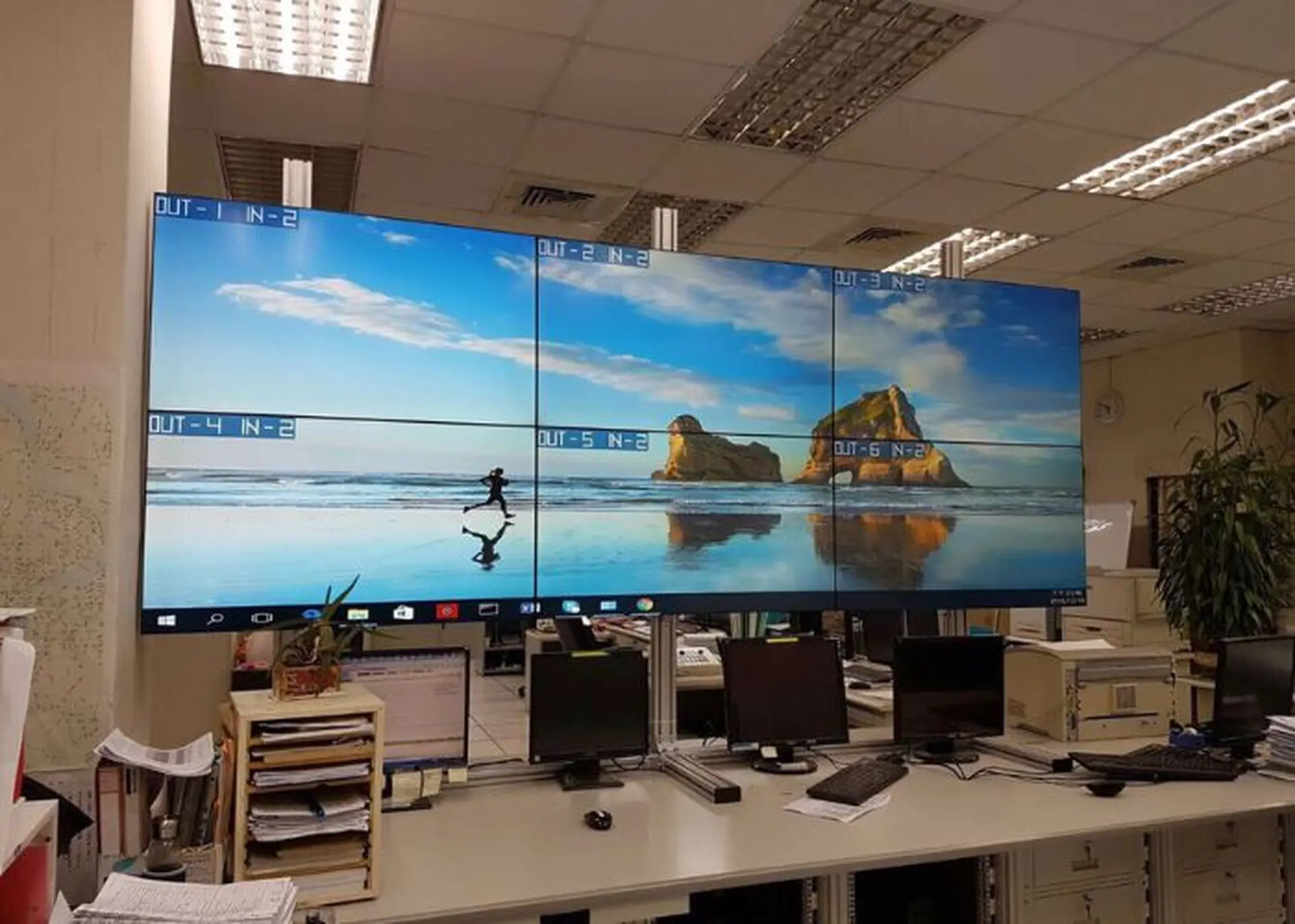 Màn hình ghép không viền là gì, thường được xuất hiện ở đâu?