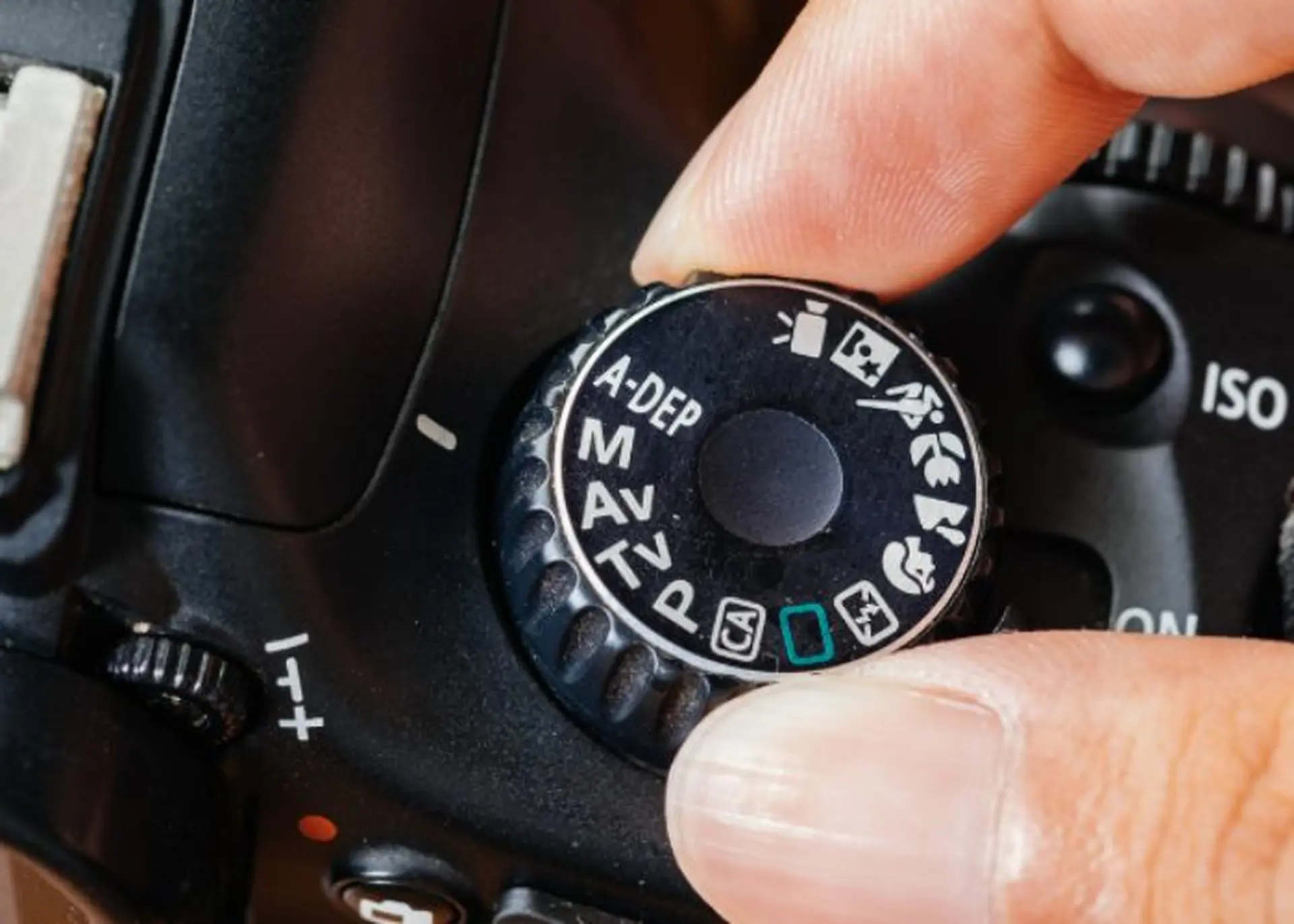 Manual Mode là gì? Hướng dẫn chi tiết cách chụp Manual Mode cho người mới bắt đầu