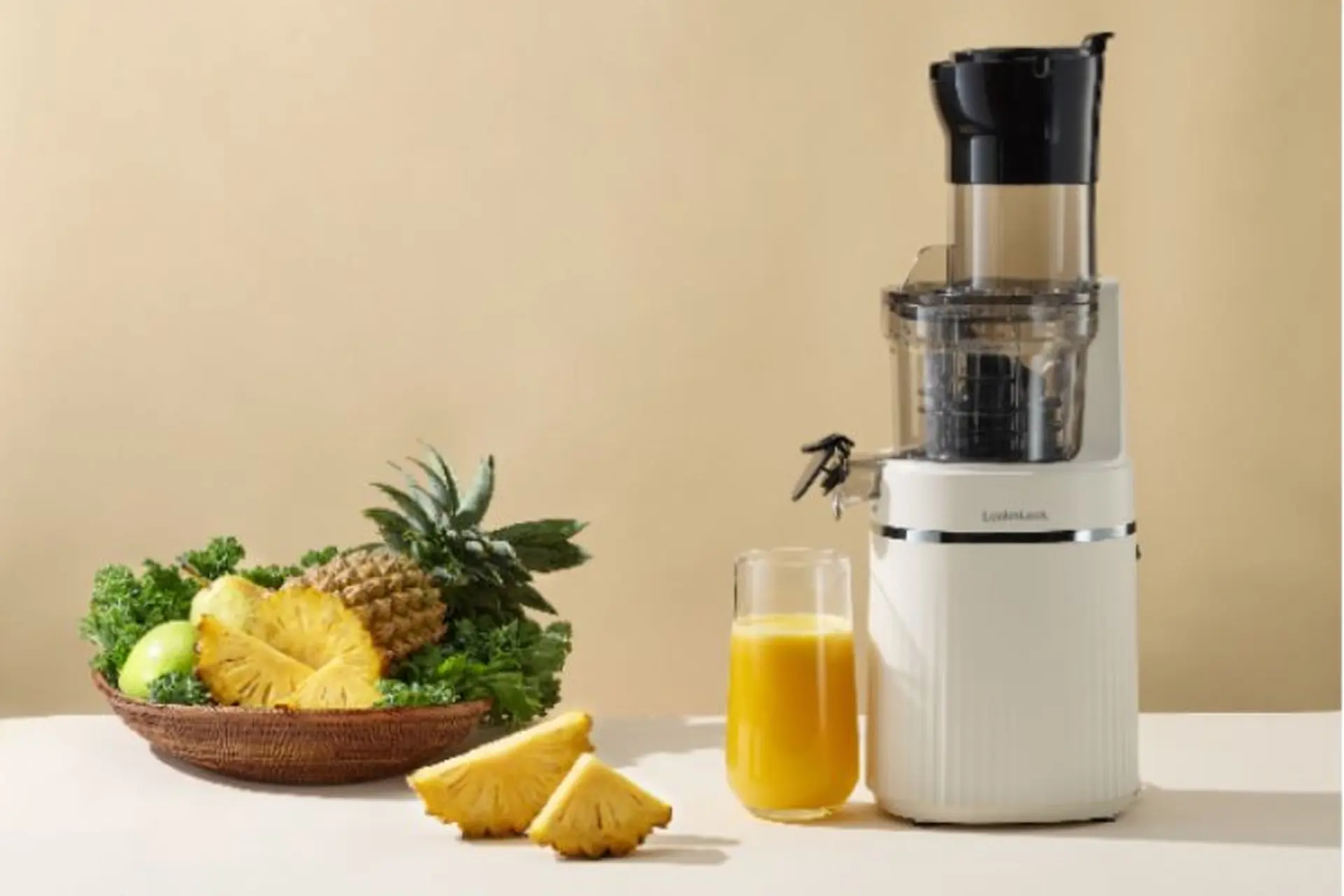 Máy ép chậm LocknLock có những đặc điểm gì? Liệu có nên đầu tư vào sản phẩm này không?