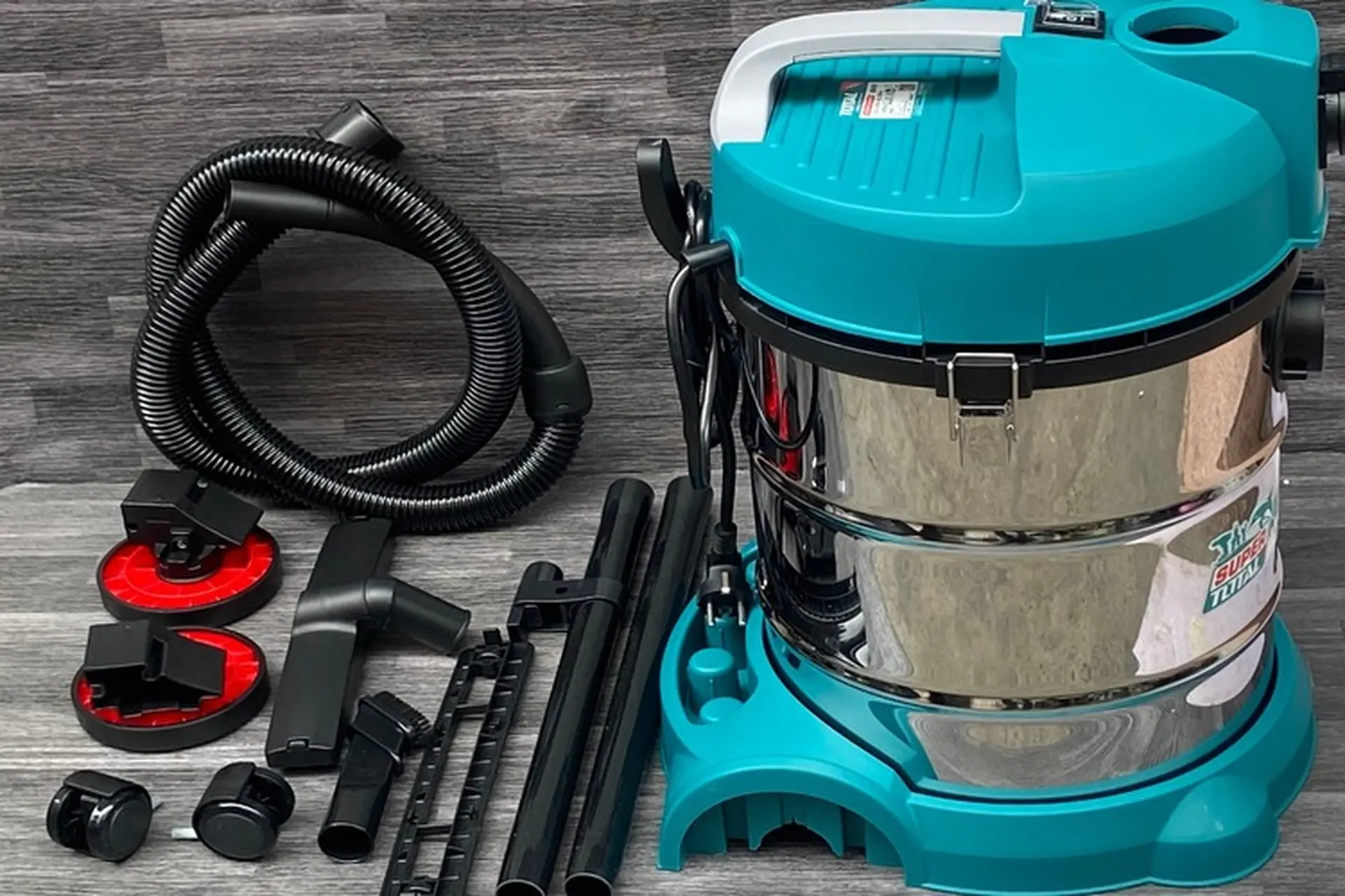 Đánh giá máy hút bụi Total: Lựa chọn đáng cân nhắc cho gia đình và công trình