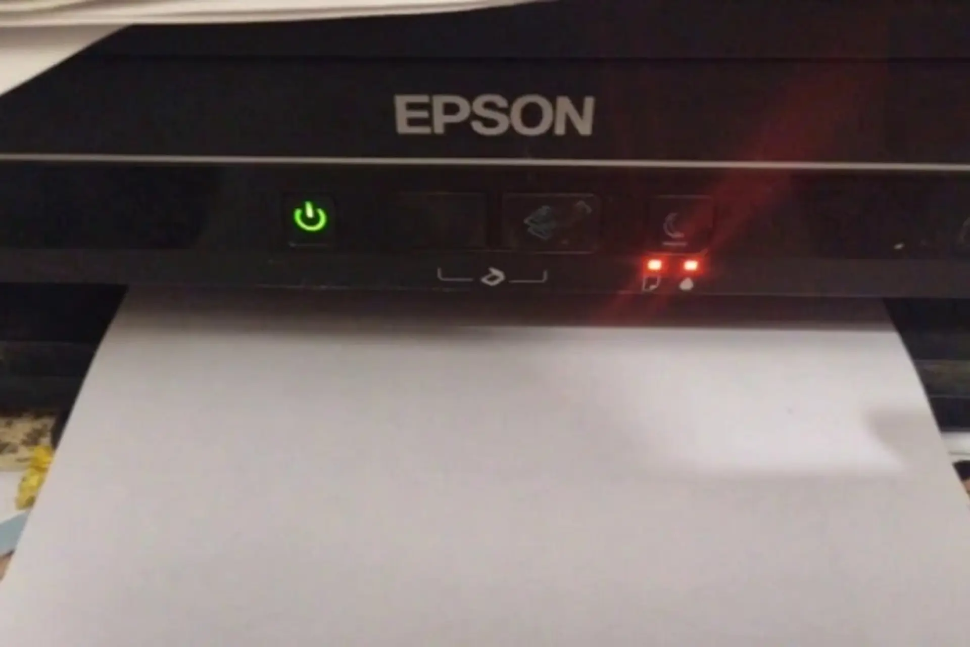 Máy in Epson T60 báo 2 đèn đỏ: Nguyên nhân và cách khắc phục lỗi mà người dùng cần biết