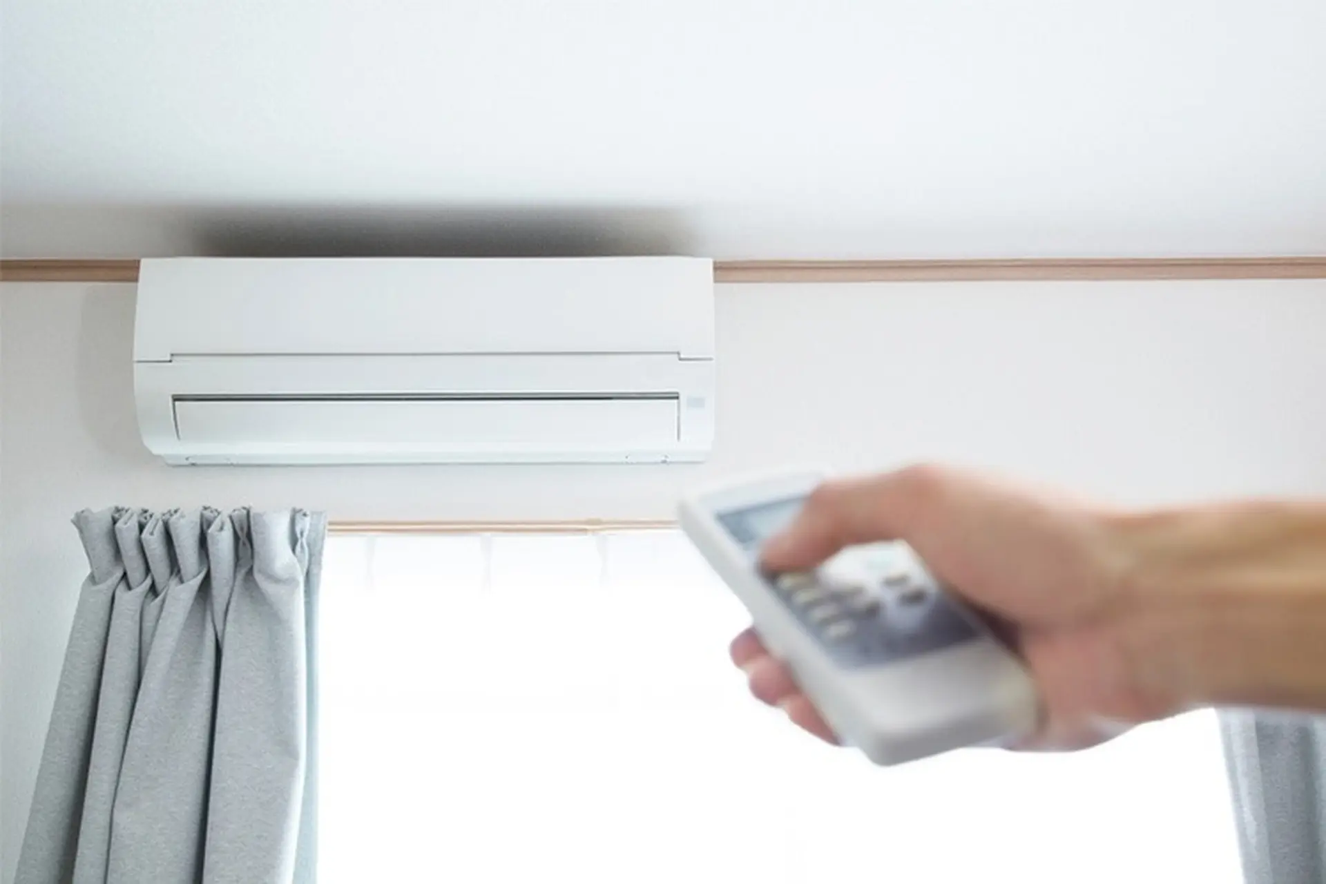 Máy lạnh Panasonic chạy không ngắt: Nguyên nhân, tác hại và cách xử lý hiệu quả