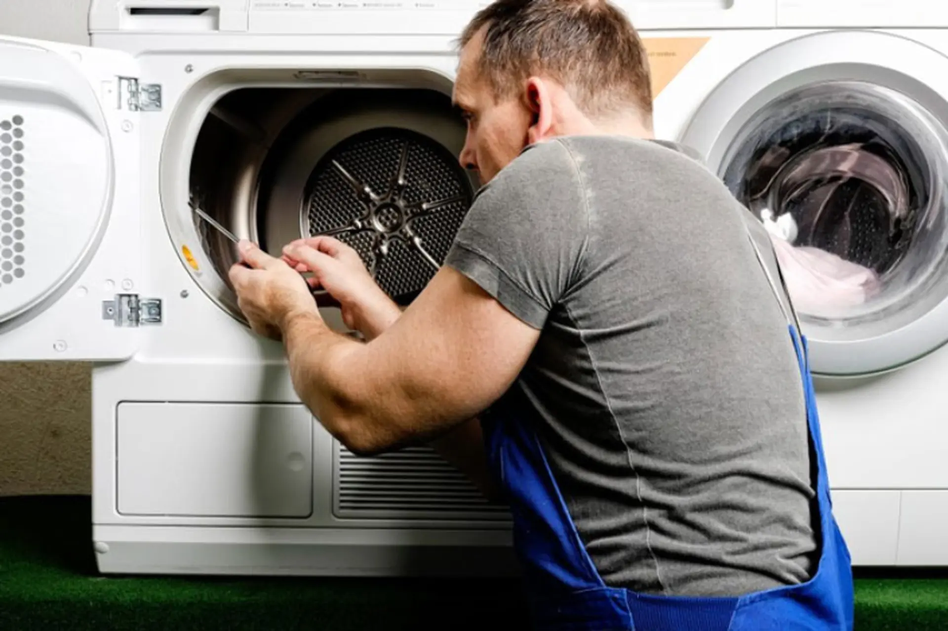 Máy sấy Aqua có mùi khét: Nguyên nhân phổ biến và cách xử lý nhanh, an toàn tại nhà