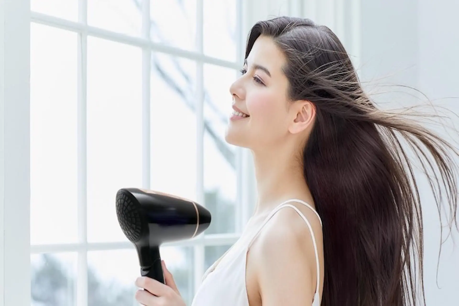 Máy sấy tóc hãng nào tốt 2026? Hướng dẫn chọn, đánh giá và gợi ý đáng mua