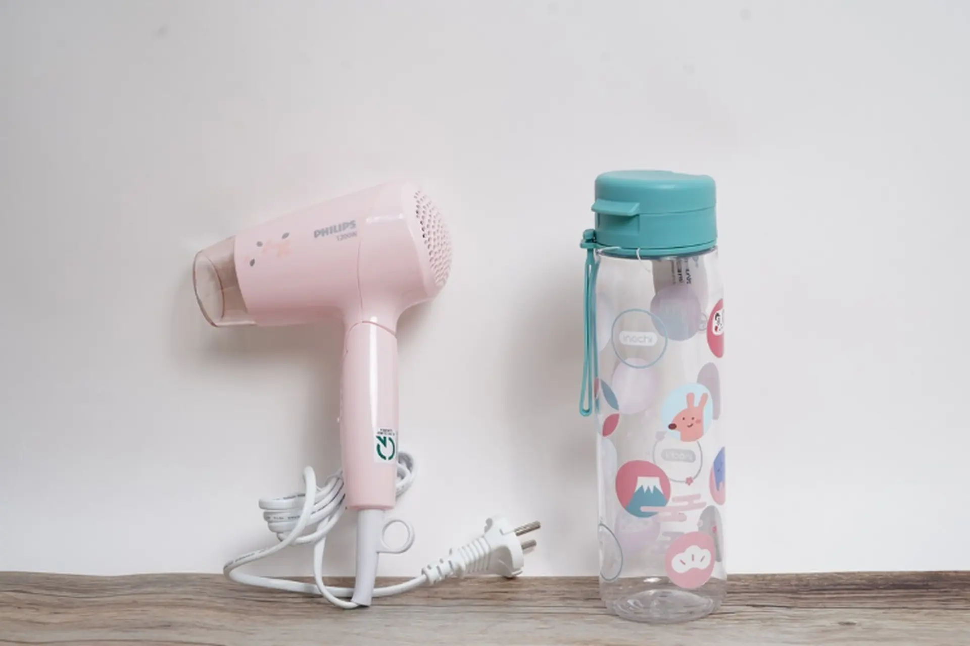 Top máy sấy tóc Philips mini tốt nhất 2025 - Nhỏ gọn, sấy nhanh, giá hợp lý