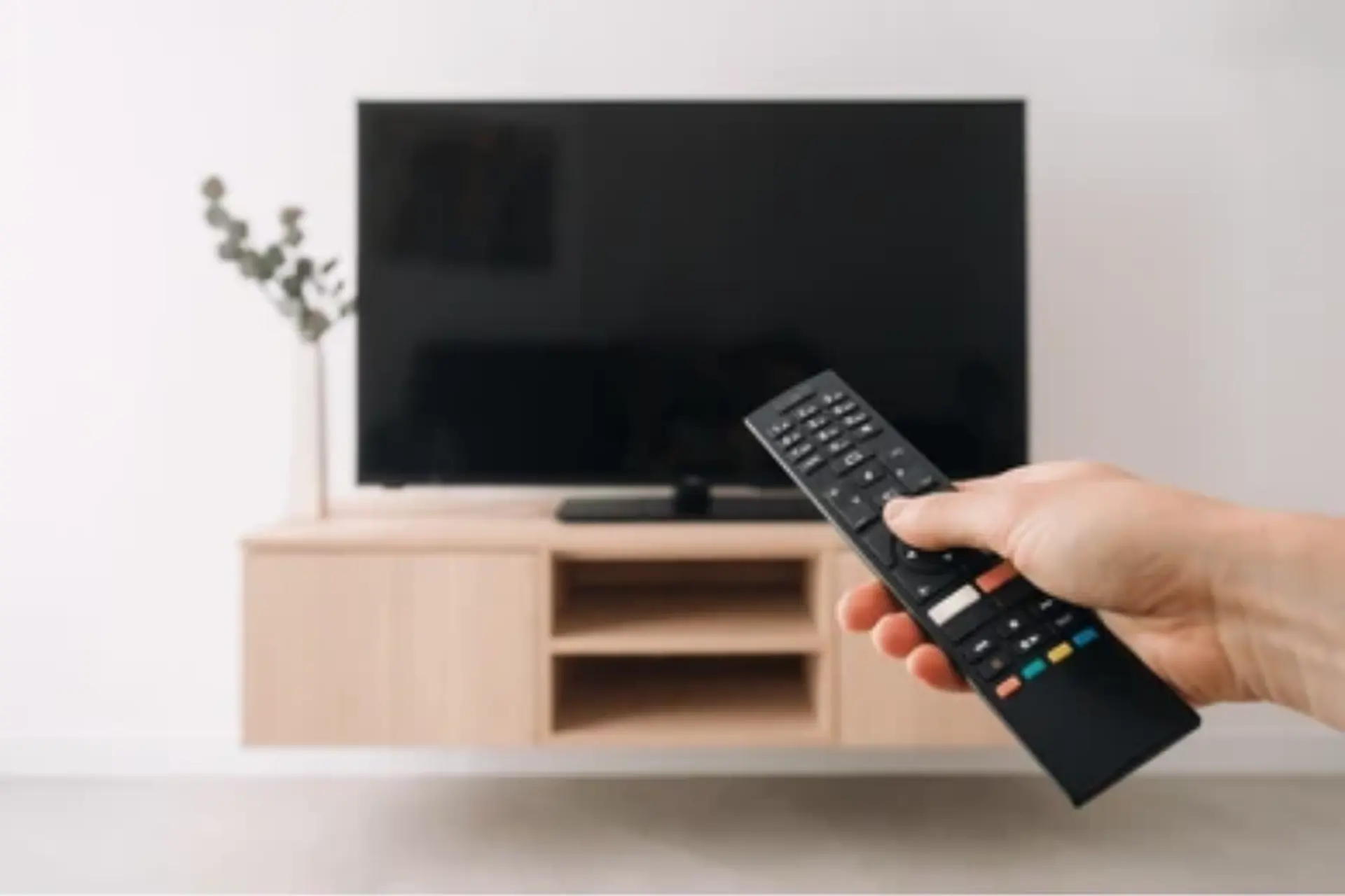 Máy thu hình là gì? Khái niệm, nguyên lý hoạt động và các dòng máy phổ biến hiện nay