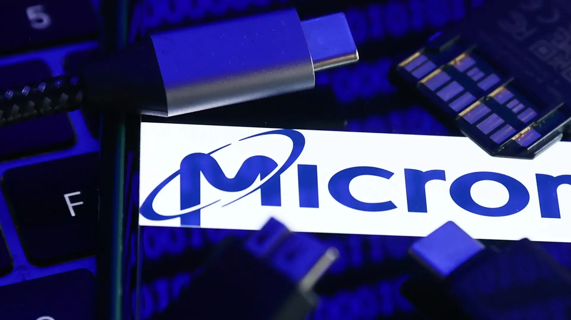 Micron rời mảng bộ nhớ tiêu dùng trong bối cảnh thiếu hụt nguồn cung toàn cầu