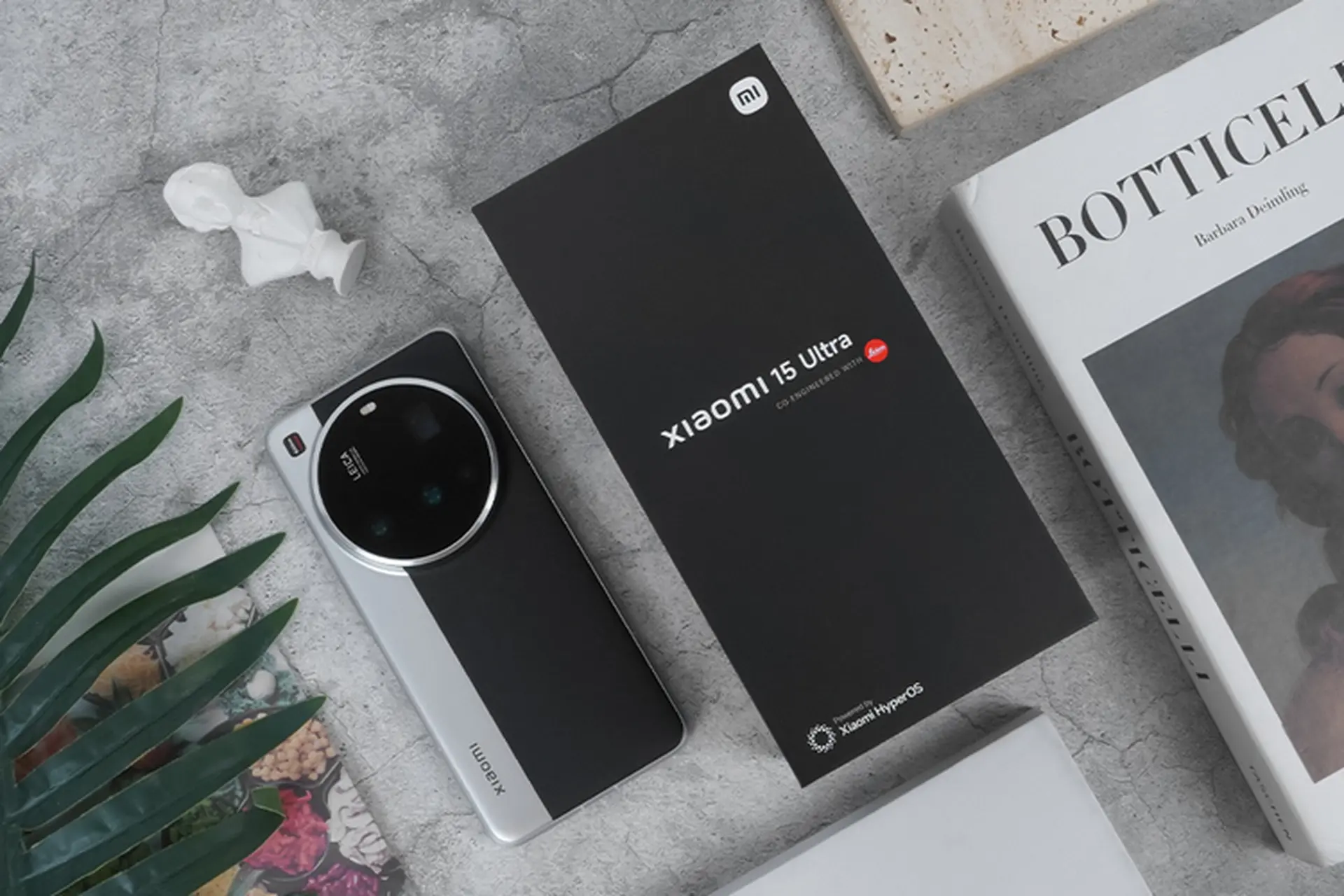 Mở hộp Xiaomi 15 Ultra: Cận cảnh điện thoại chụp ảnh hoài cổ cao cấp sẽ