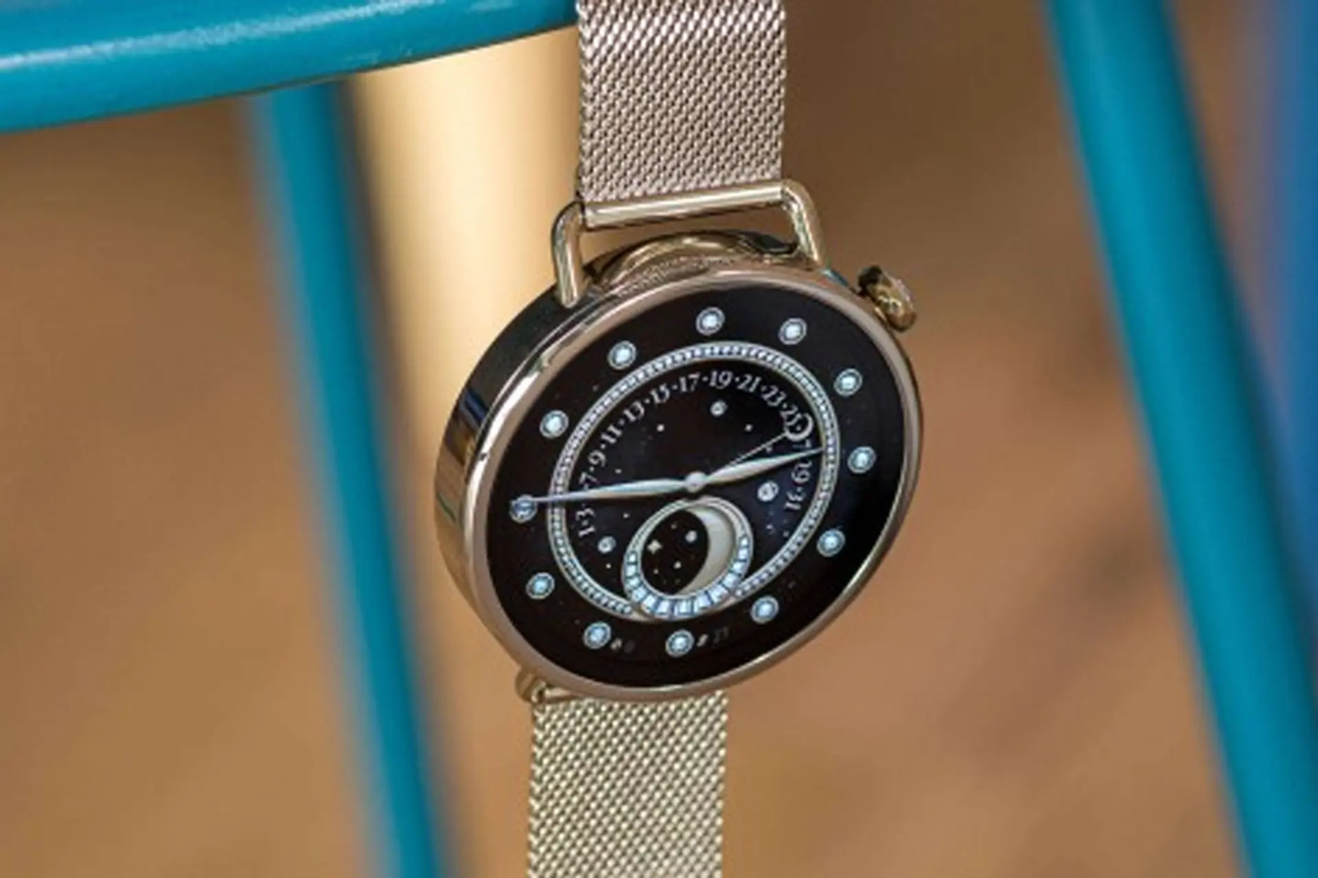 Mở hộp Xiaomi Watch S4 41mm: Nhẹ hơn, tinh tế hơn, vẫn đầy đủ tính năng