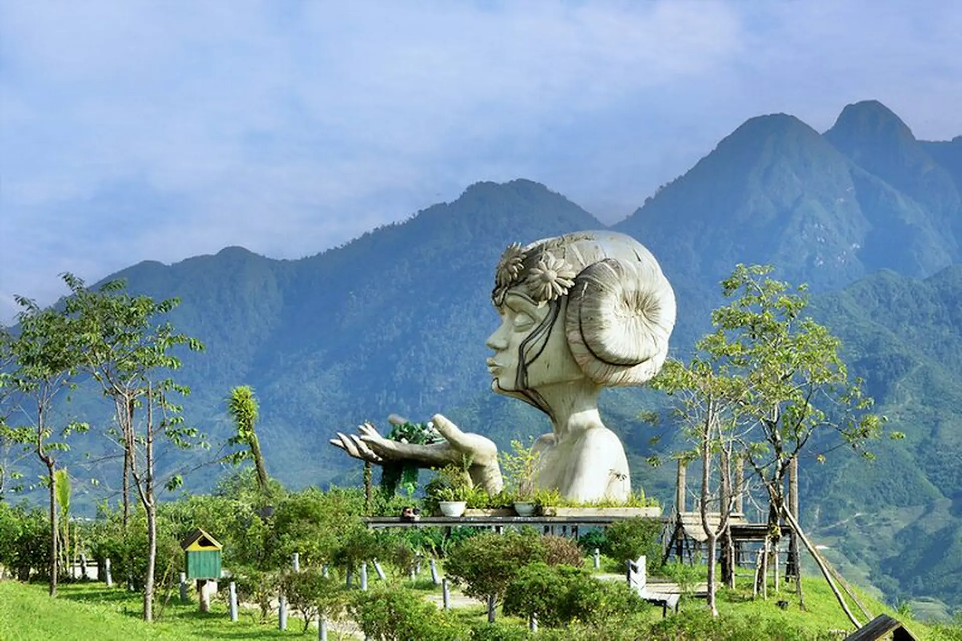 Moana Sapa: Thiên đường sống ảo giữa lòng Sa Pa với tượng nghệ thuật, hồ vô cực và ẩm thực núi rừng hấp dẫn