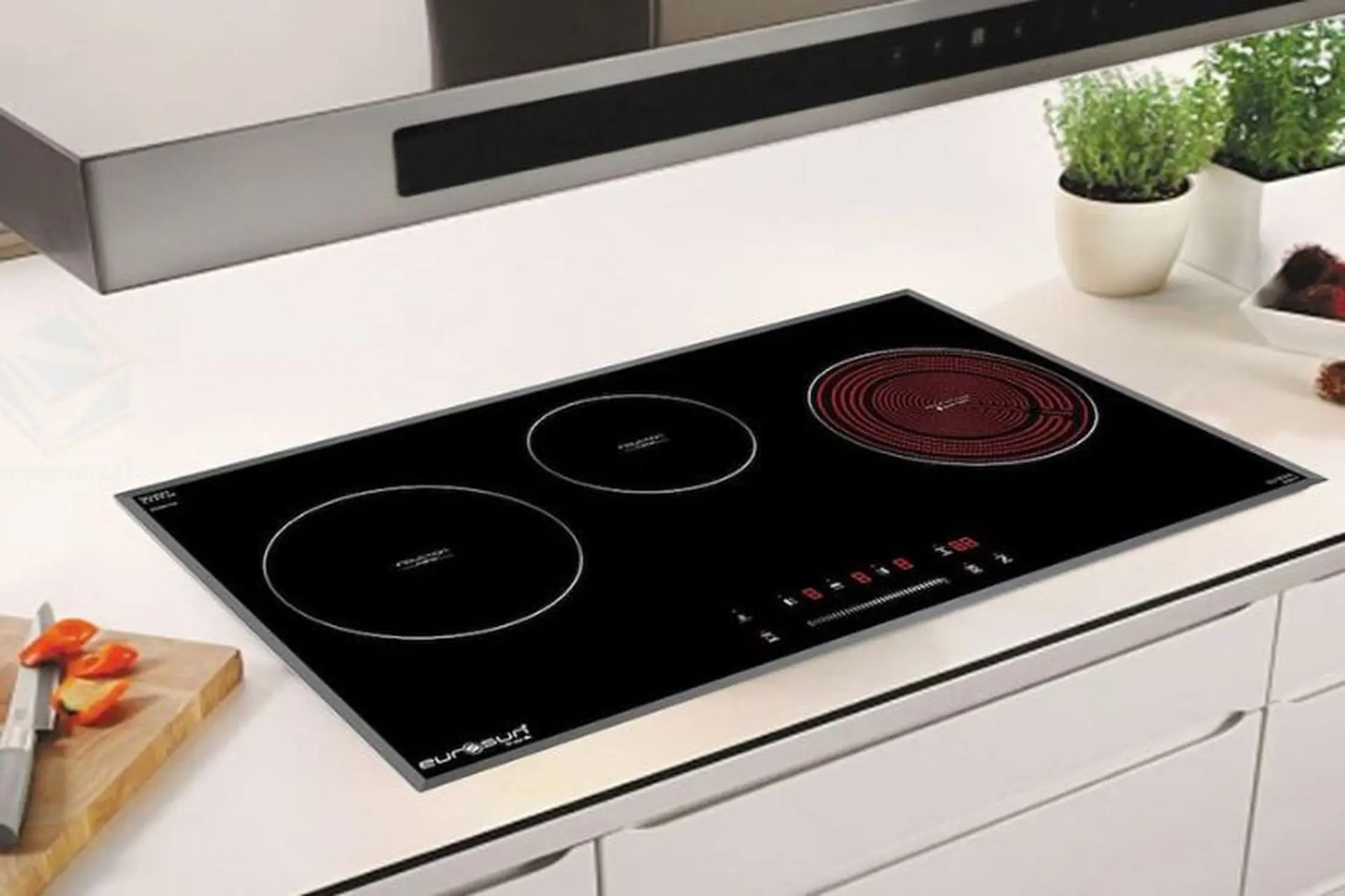 Mua bếp từ ở đâu tại Quảng Ninh? TOP 6 mẫu bếp điện từ được nhiều khách hàng ưa chuộng tại FPT Shop