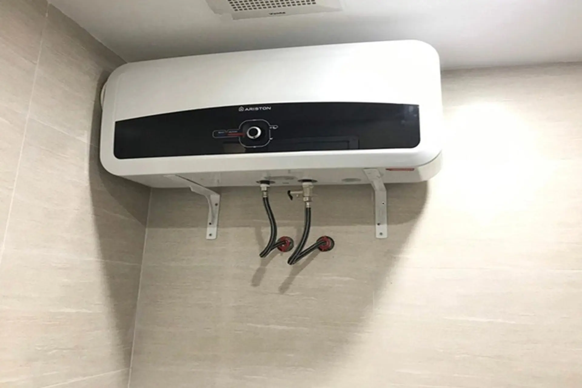 Mua máy nước nóng, bình nước nóng ở đâu tại Bình Dương? Top những sản phẩm chất lượng đáng chú ý