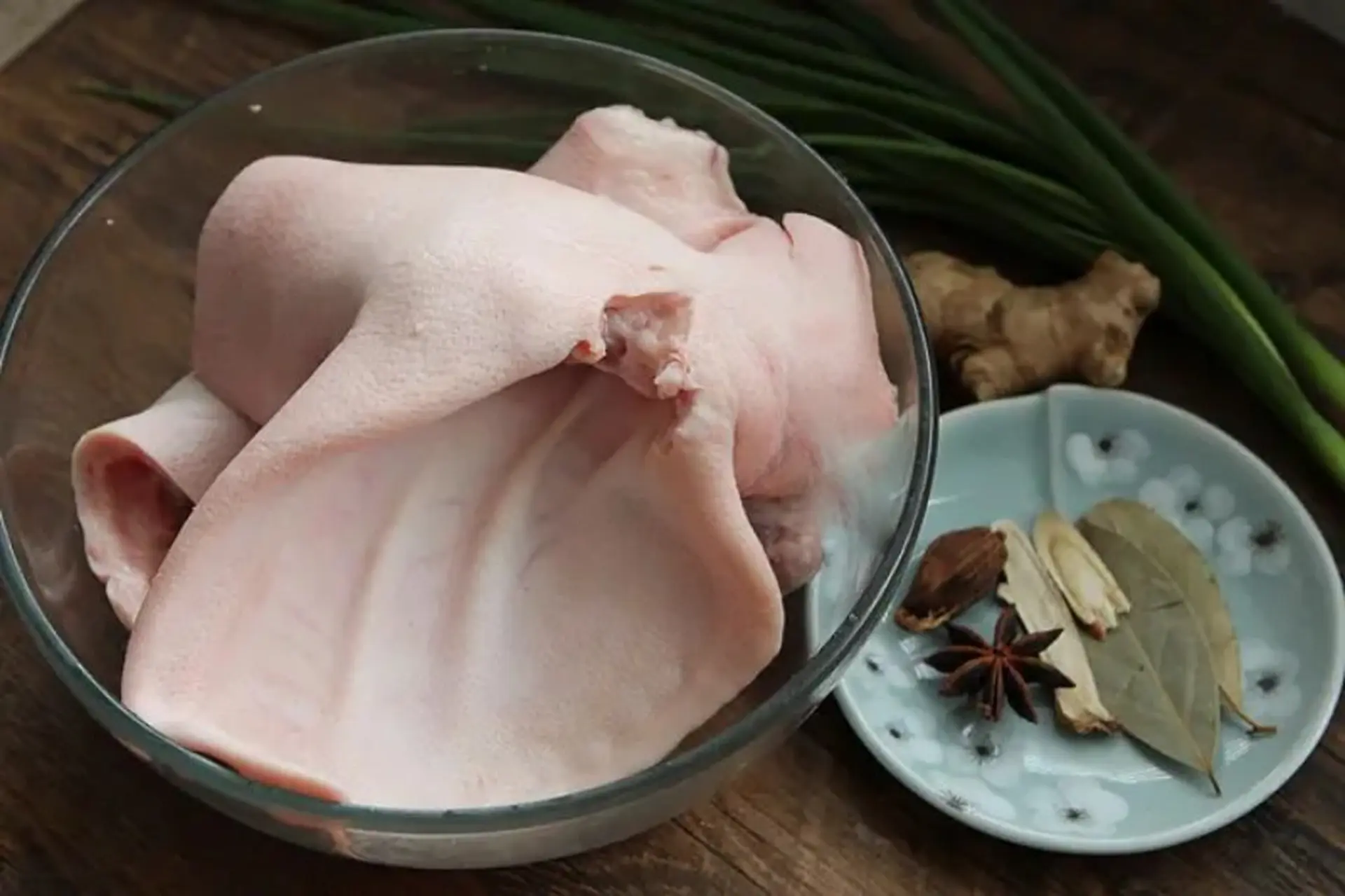Mũi heo làm món gì ngon? Mách bạn cách làm những món ăn ngon từ mũi heo cho các bữa tiệc