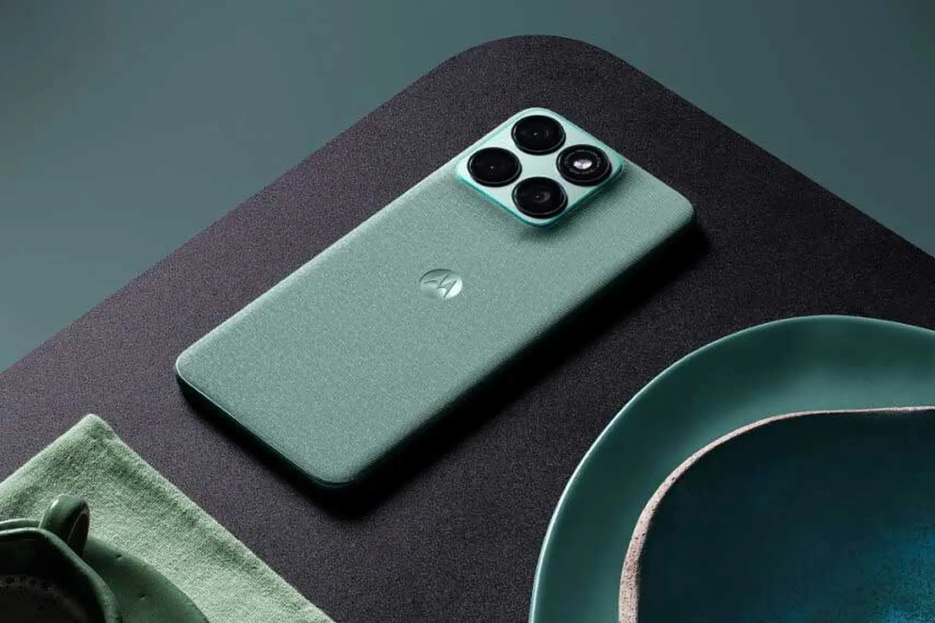 MWC 2026: Motorola Edge 70 Fusion trình làng, màn hình 144 Hz và hai phiên bản chip