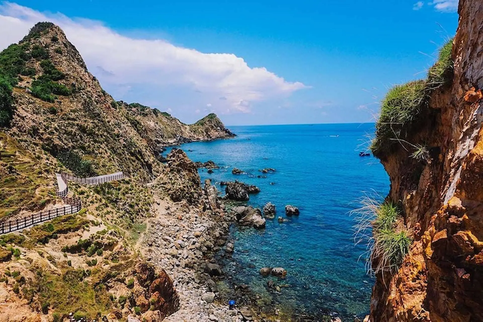 Năm 2025 nên đi du lịch ở đâu? Gợi ý những điểm đến hấp dẫn nhất không nên bỏ qua