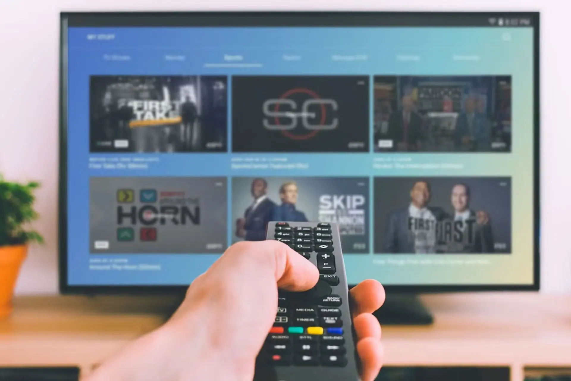 Nên mua Android TV hay TV Box? Góc nhìn thực tế bạn nên biết trước khi quyết định nâng cấp TV