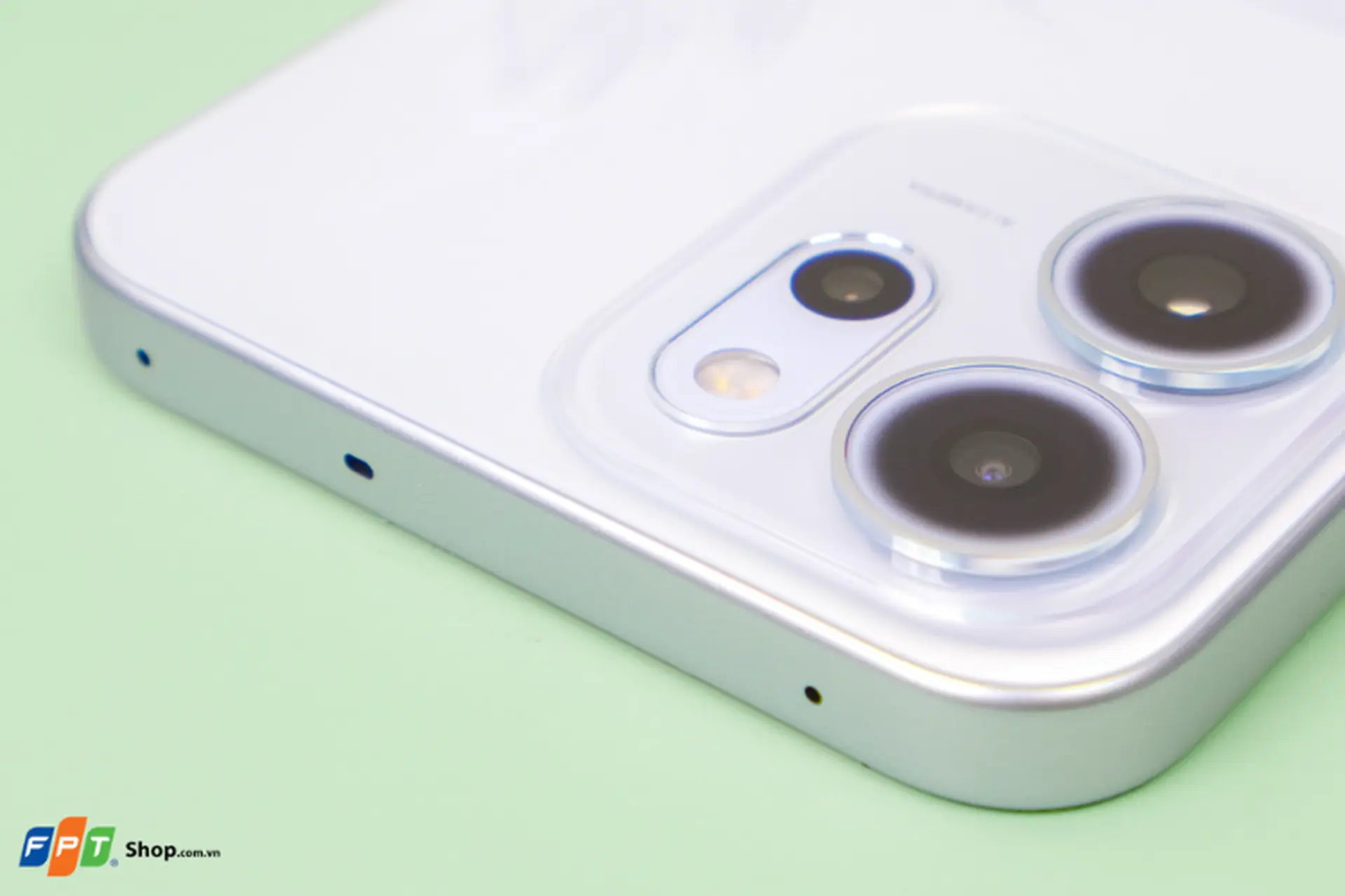 Những điểm tương đồng thú vị giữa iPhone và OPPO Reno14 series có thể bạn chưa biết