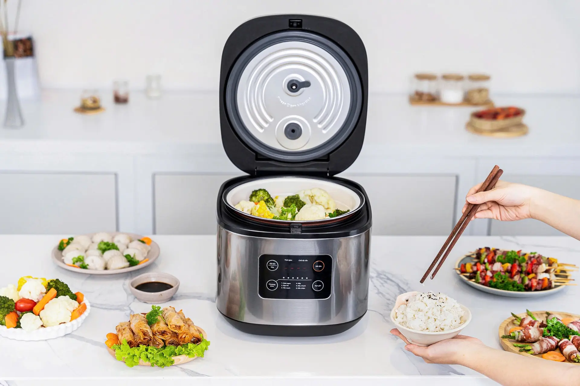 Top 6 nồi cơm điện tử giá dưới 1 triệu tốt nhất hiện nay: Giá rẻ, tiện ích đa dạng 