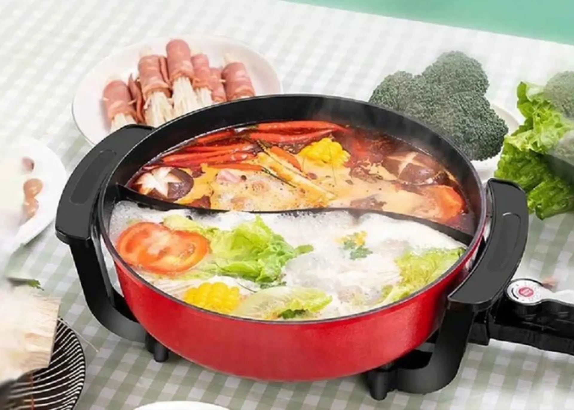 Khám phá top 3 nồi lẩu điện chống dính tốt nhất 2024: Chìa khóa của sự an toàn và tiện lợi