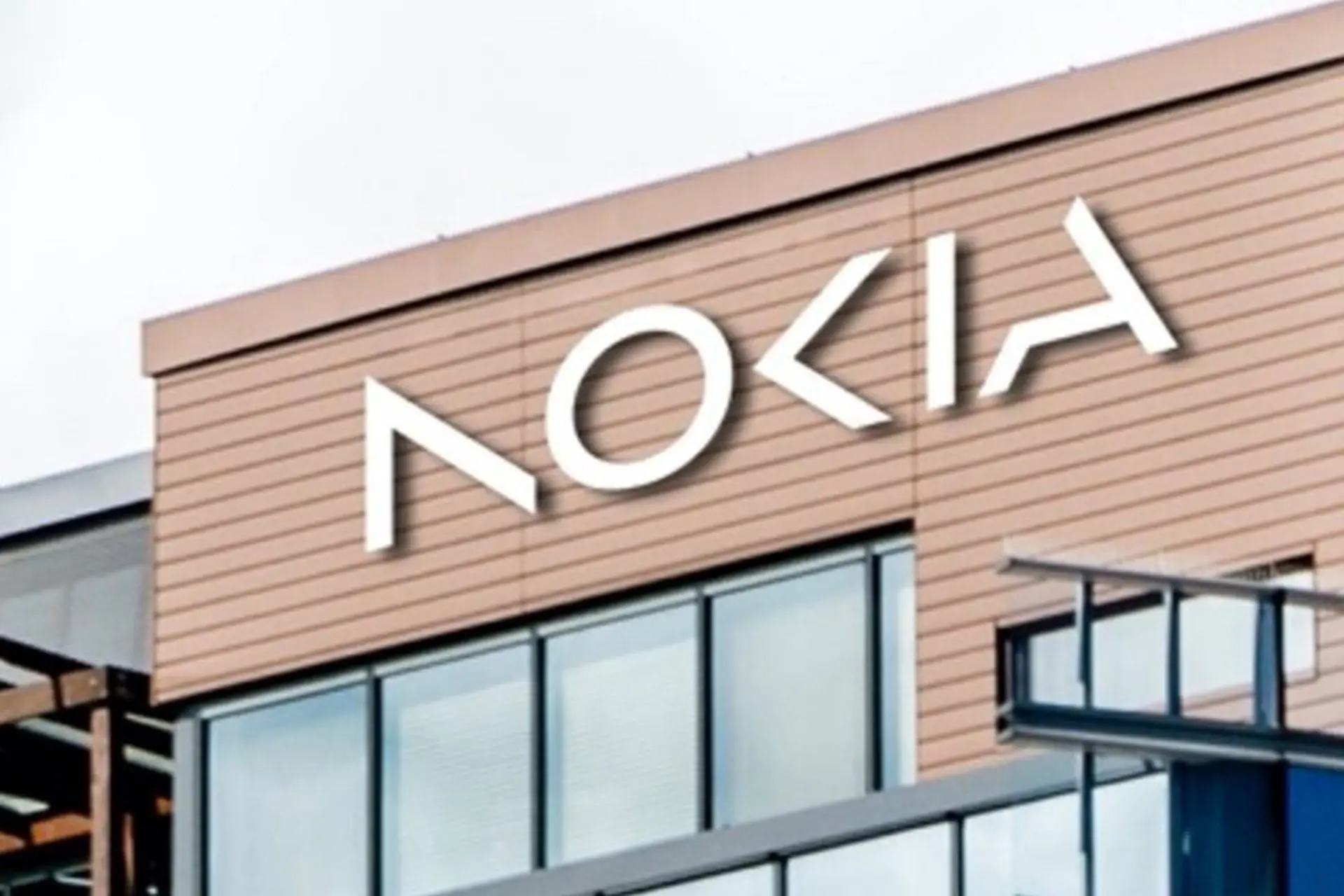 Nokia cân nhắc tìm kiếm đối tác mới để hồi sinh thương hiệu smartphone