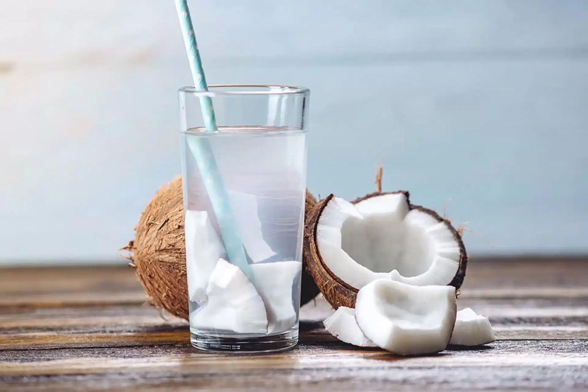 Nước dừa để được bao lâu? Bí quyết bảo quản nước dừa tươi lâu và giữ nguyên dưỡng chất