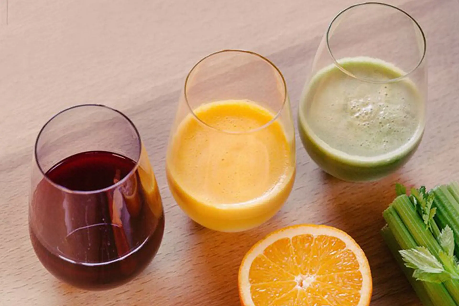 Top 10 loại nước ép đẹp da giảm cân hiệu quả mà bạn nên uống thử ngay hôm nay