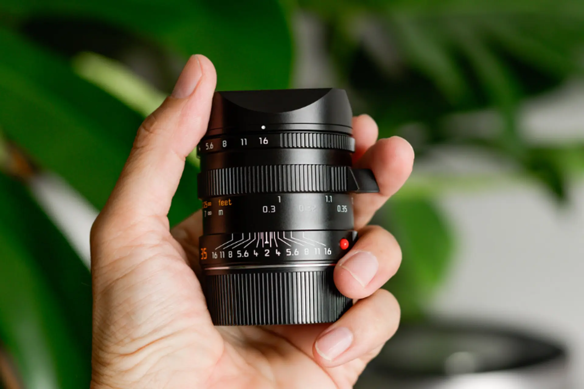 Ống kính Summilux là gì? Vì sao dòng lens Leica Summilux được giới nhiếp ảnh đánh giá cao?  