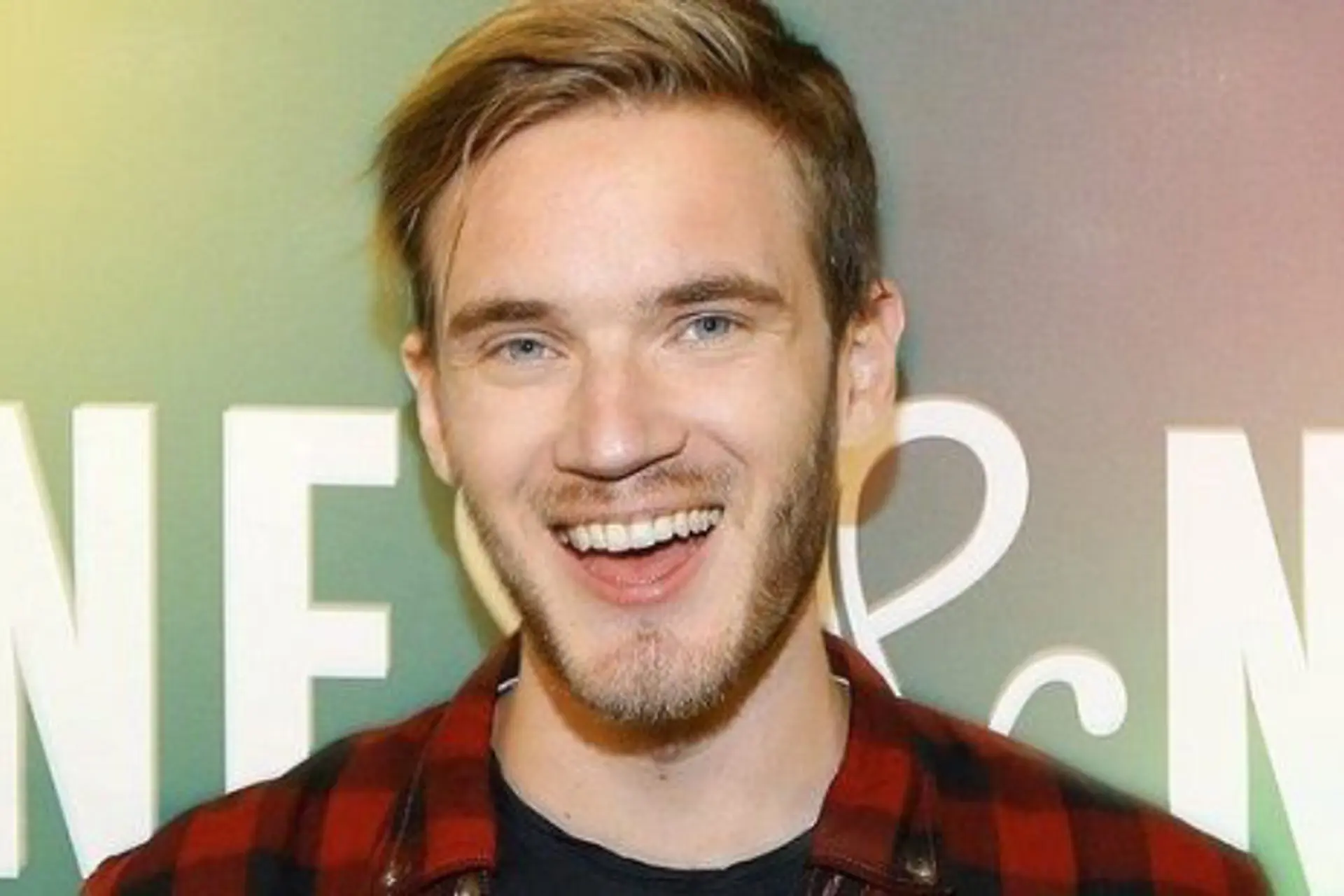 PewDiePie là ai? Hành trình trở thành biểu tượng YouTube và sức ảnh hưởng toàn cầu