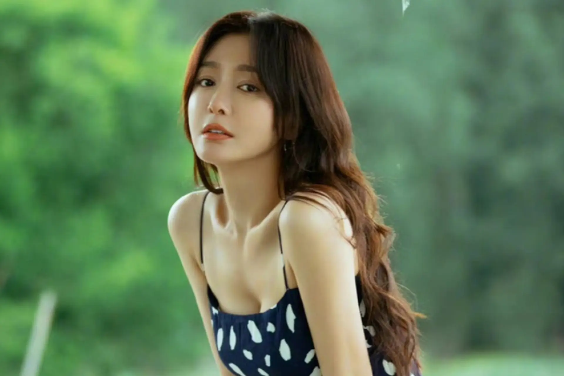 Top 10+ bộ phim hay nhất của Tần Lam: Nữ diễn viên tài năng chinh phục khán giả Hoa ngữ