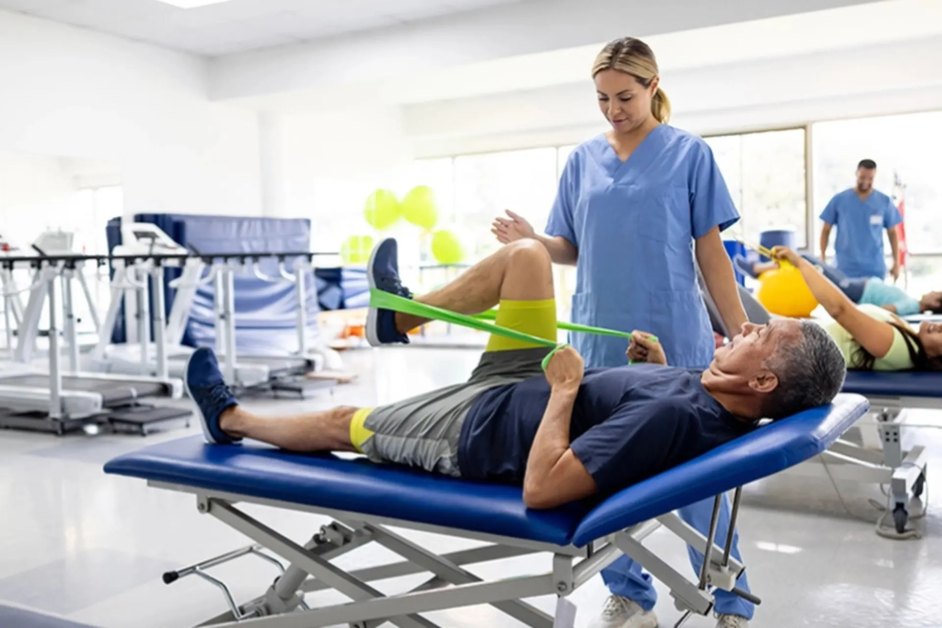 Physical Therapist là gì? Tìm hiểu nghề vật lý trị liệu và tiềm năng phát triển vượt bậc