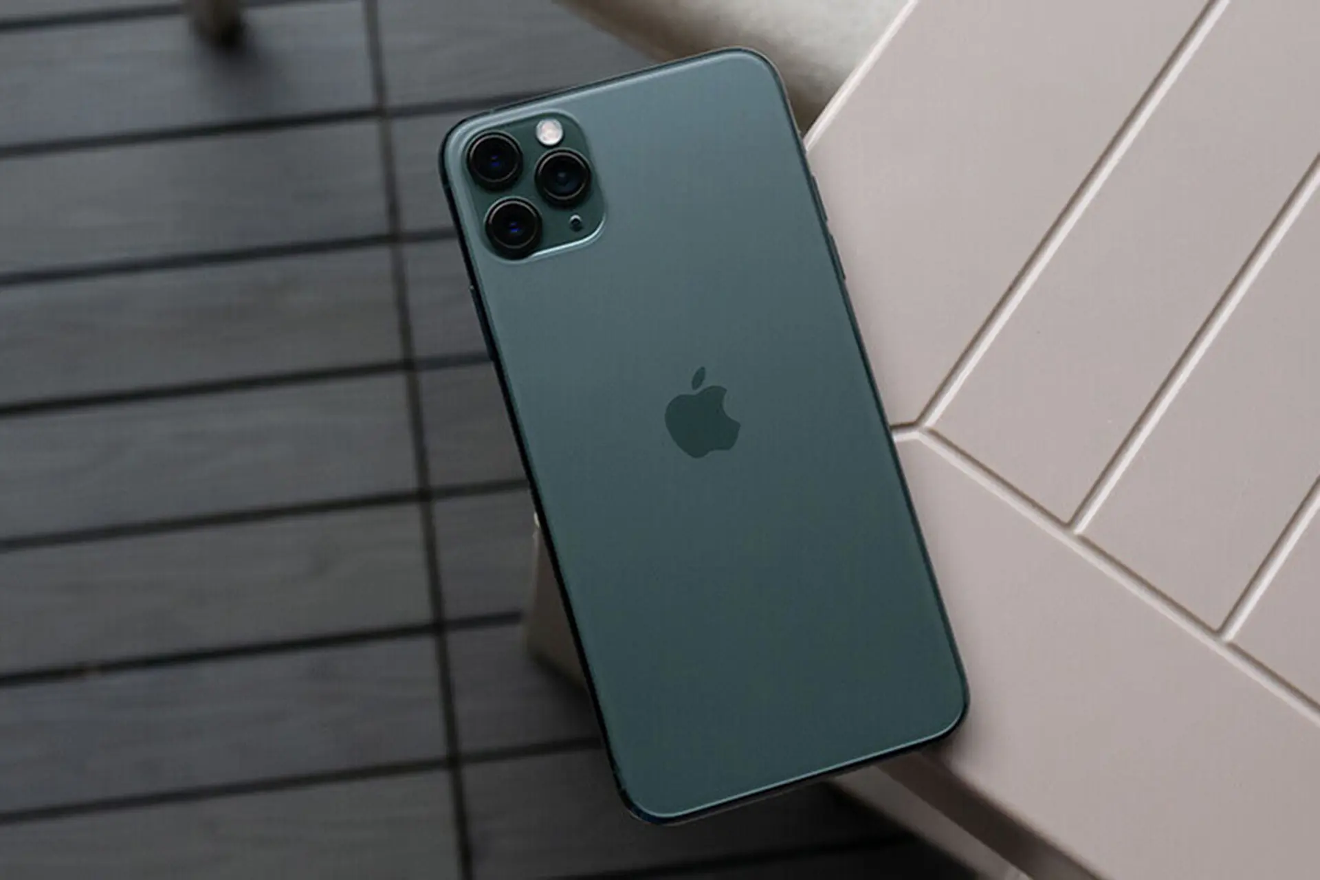 Pin iPhone 11 Pro Max bao nhiêu mAh? Hiểu đúng về dung lượng và trải nghiệm thực tế