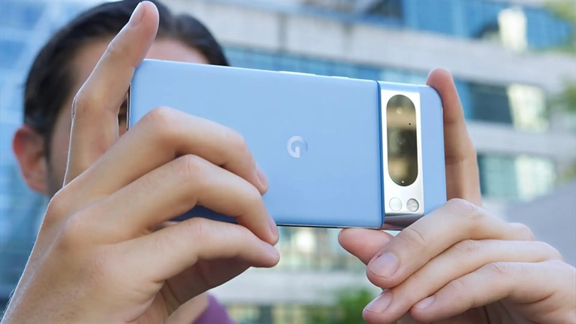 Nhìn lại Pixel 8 Pro: Siêu phẩm 2023 từng định hình chuẩn mực smartphone Android