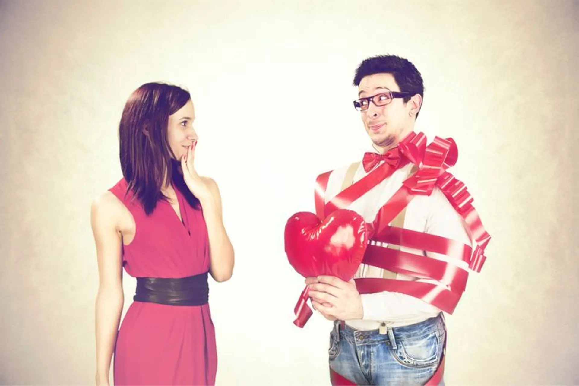 Gợi ý món quà Valentine hài hước nhưng đáng yêu khiến người ấy bật cười trong ngày 14/2