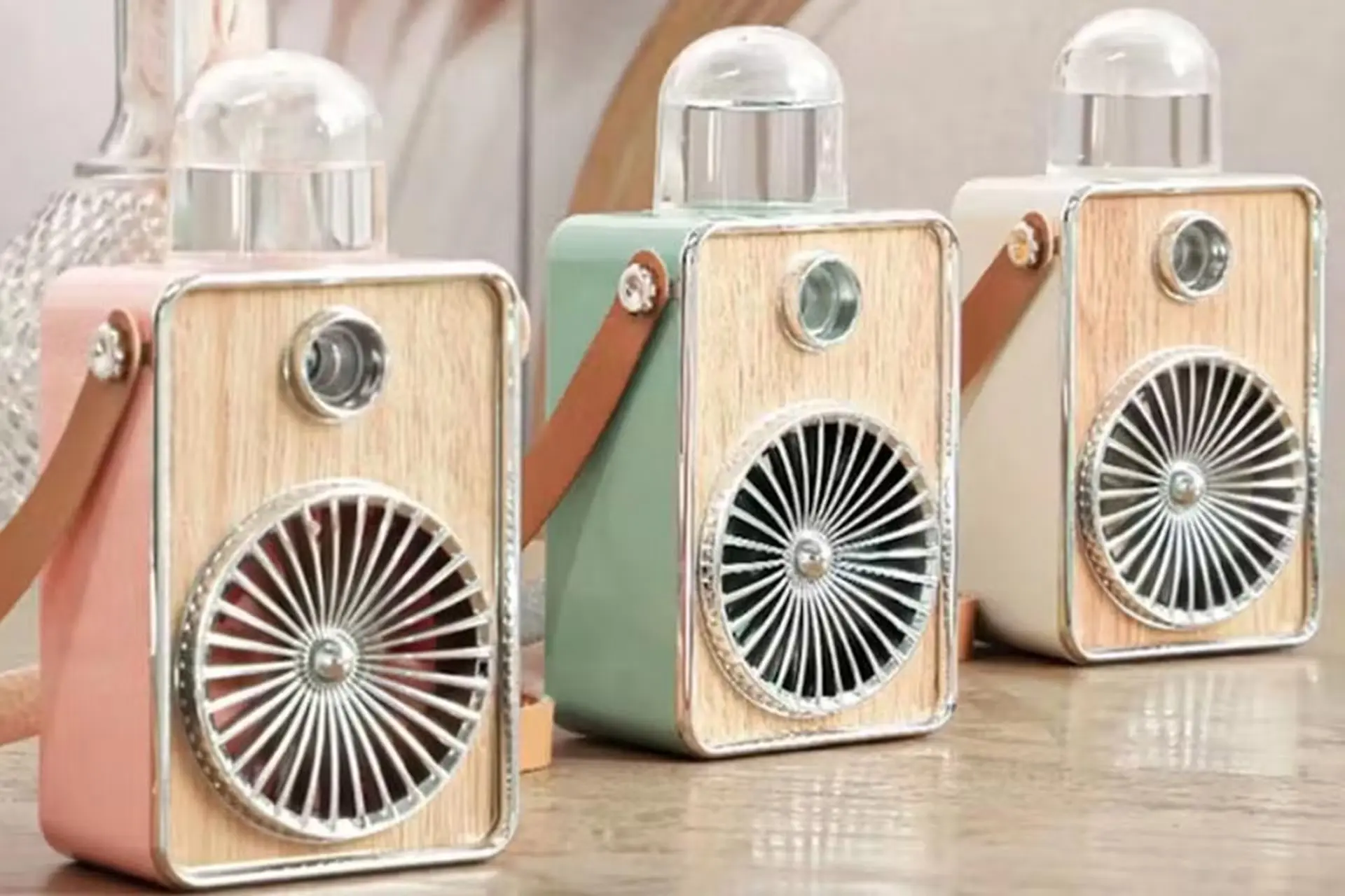 Bí quyết chọn mua quạt mini phun sương chất lượng với giá tốt cho mùa hè oi bức