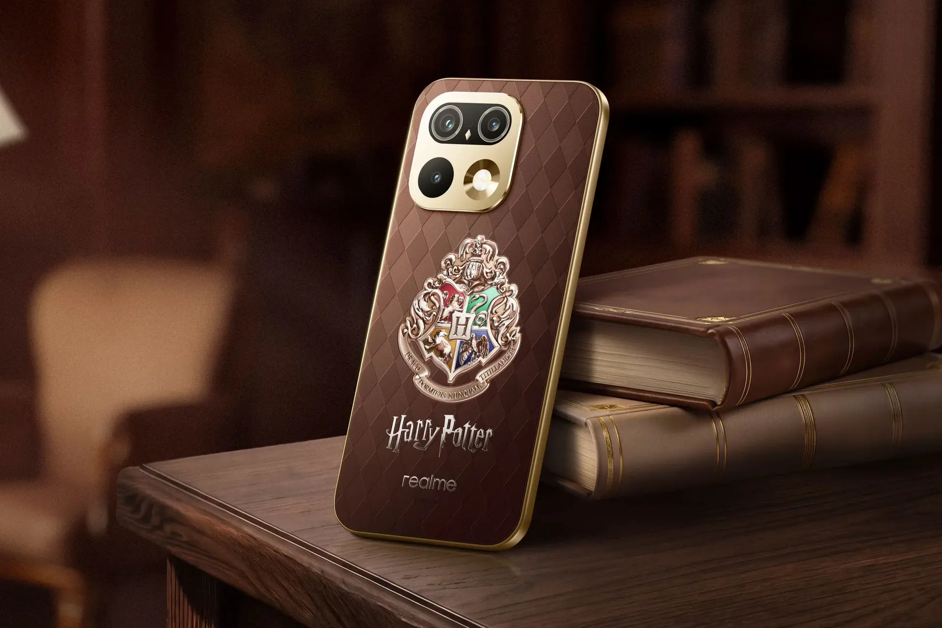 realme 16 Pro Harry Potter Edition ra mắt: Mặt lưng đổi màu đậm chất Hogwarts, cấu hình vẫn “chiến”