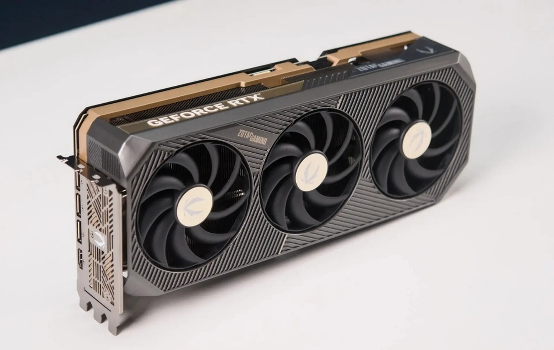 Bảng giá VGA 2026 mới nhất theo từng phân khúc, từ card gaming phổ thông đến GPU 4K cao cấp