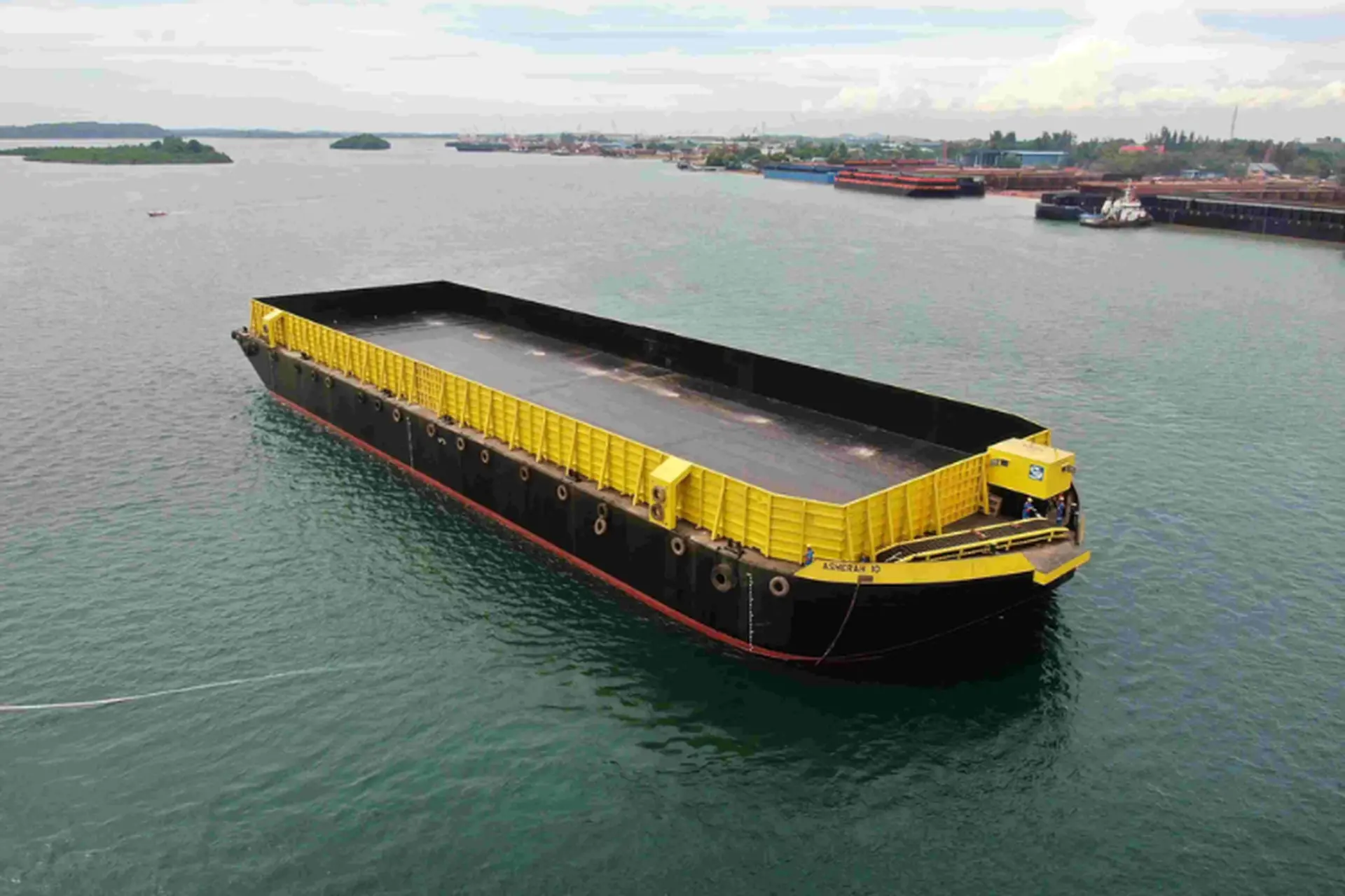 Sà lan là gì? Tìm hiểu chi tiết từ A - Z về sà lan trong vận tải đường thủy