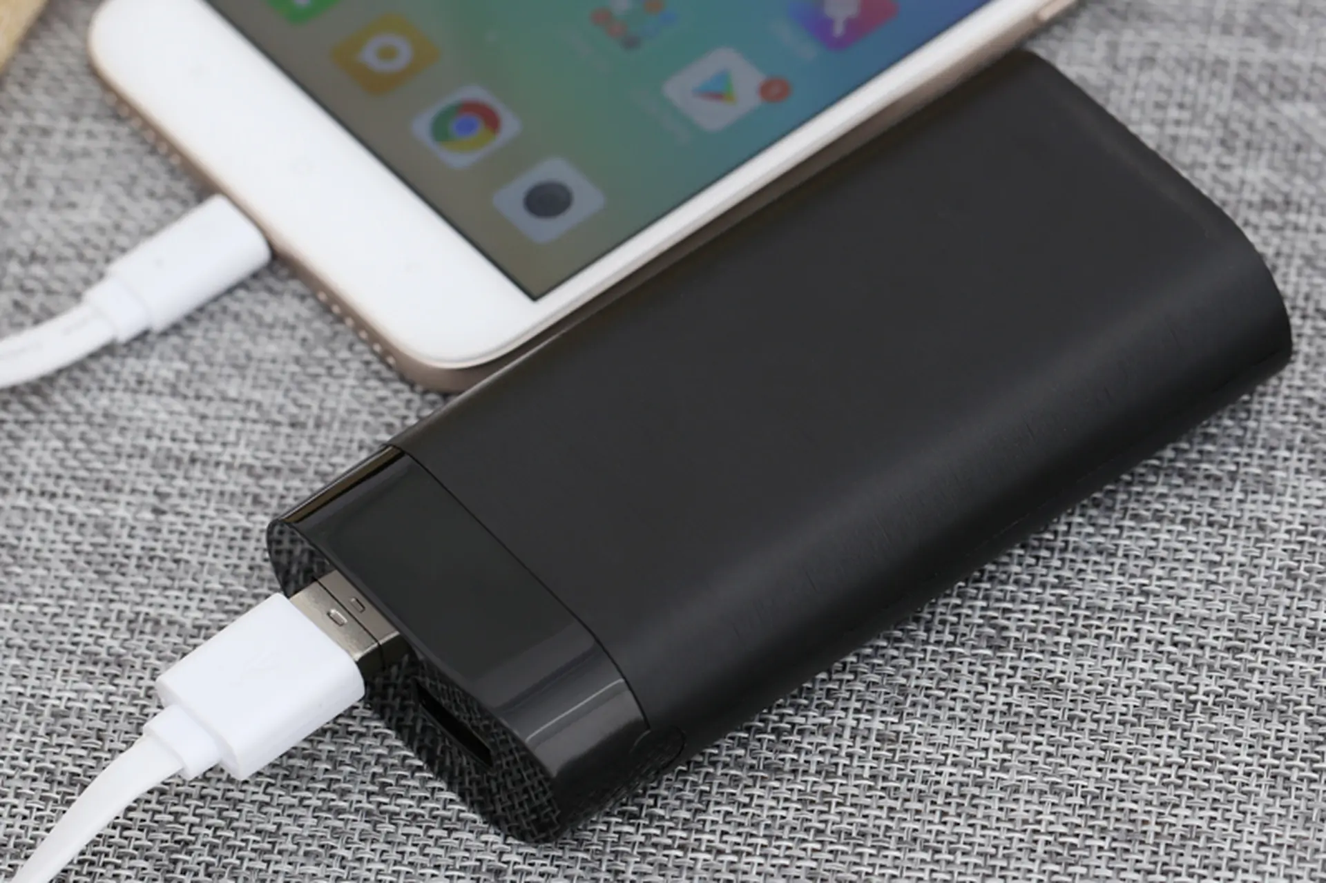 Sạc dự phòng 5000 mAh sạc được mấy lần? Giải đáp chi tiết và yếu tố ảnh hưởng