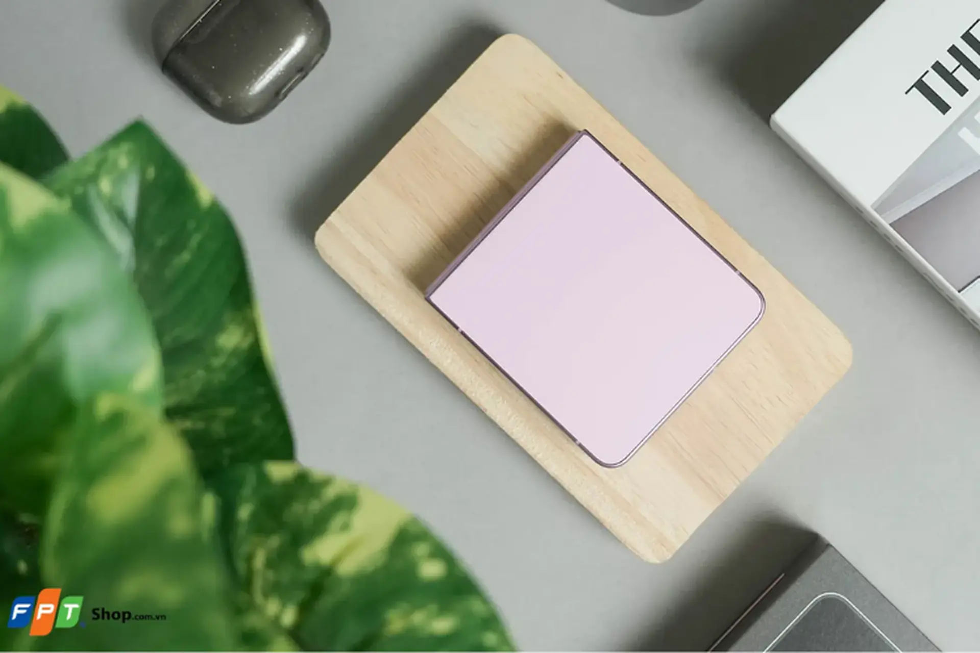 Samsung Galaxy Z Flip 8 có chống nước không? Những công nghệ giúp tăng độ bền cho Z Flip 8