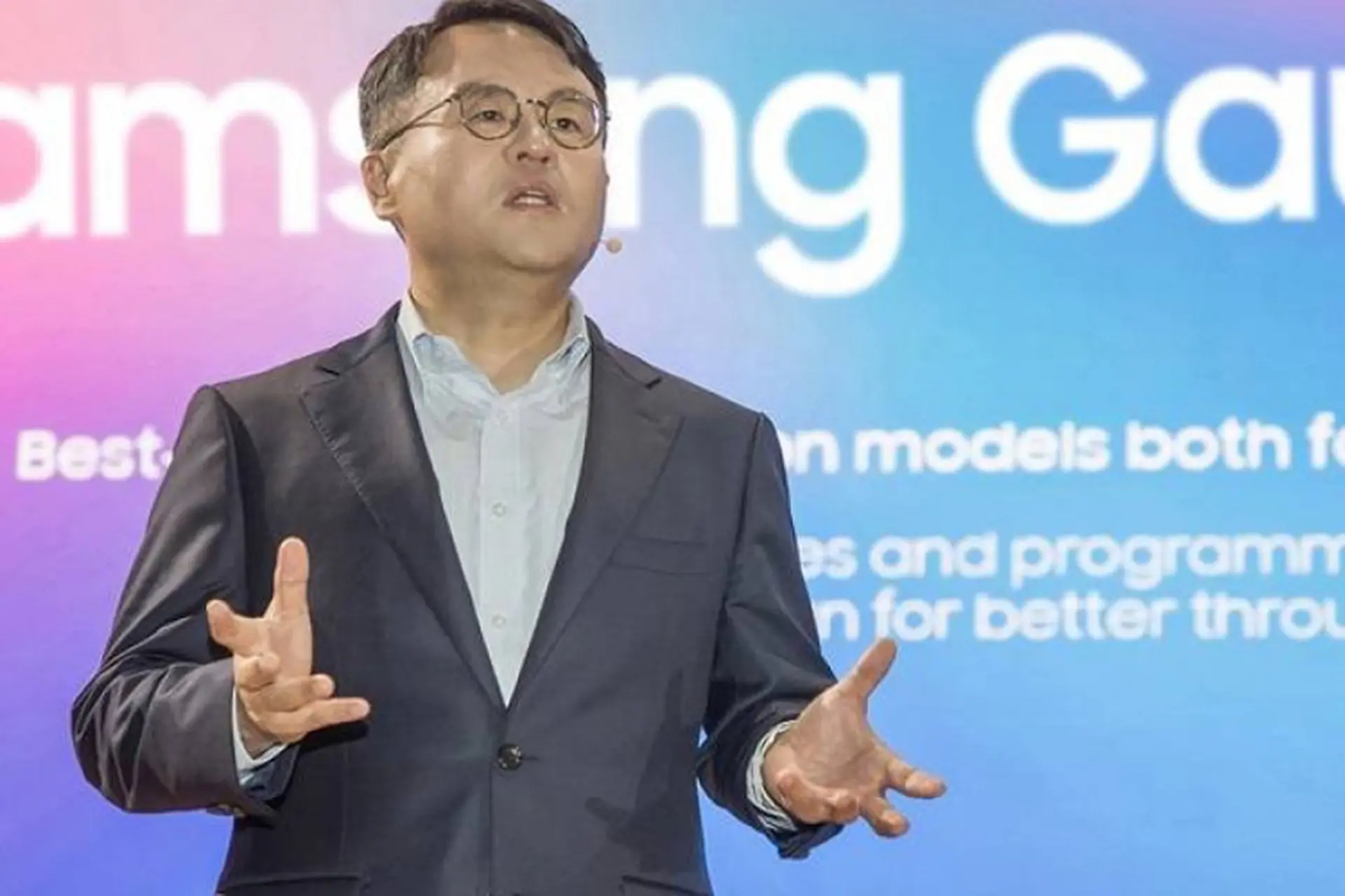 Samsung giới thiệu Gauss2: Mô hình AI thế hệ mới với tùy chọn hoạt động trên thiết bị