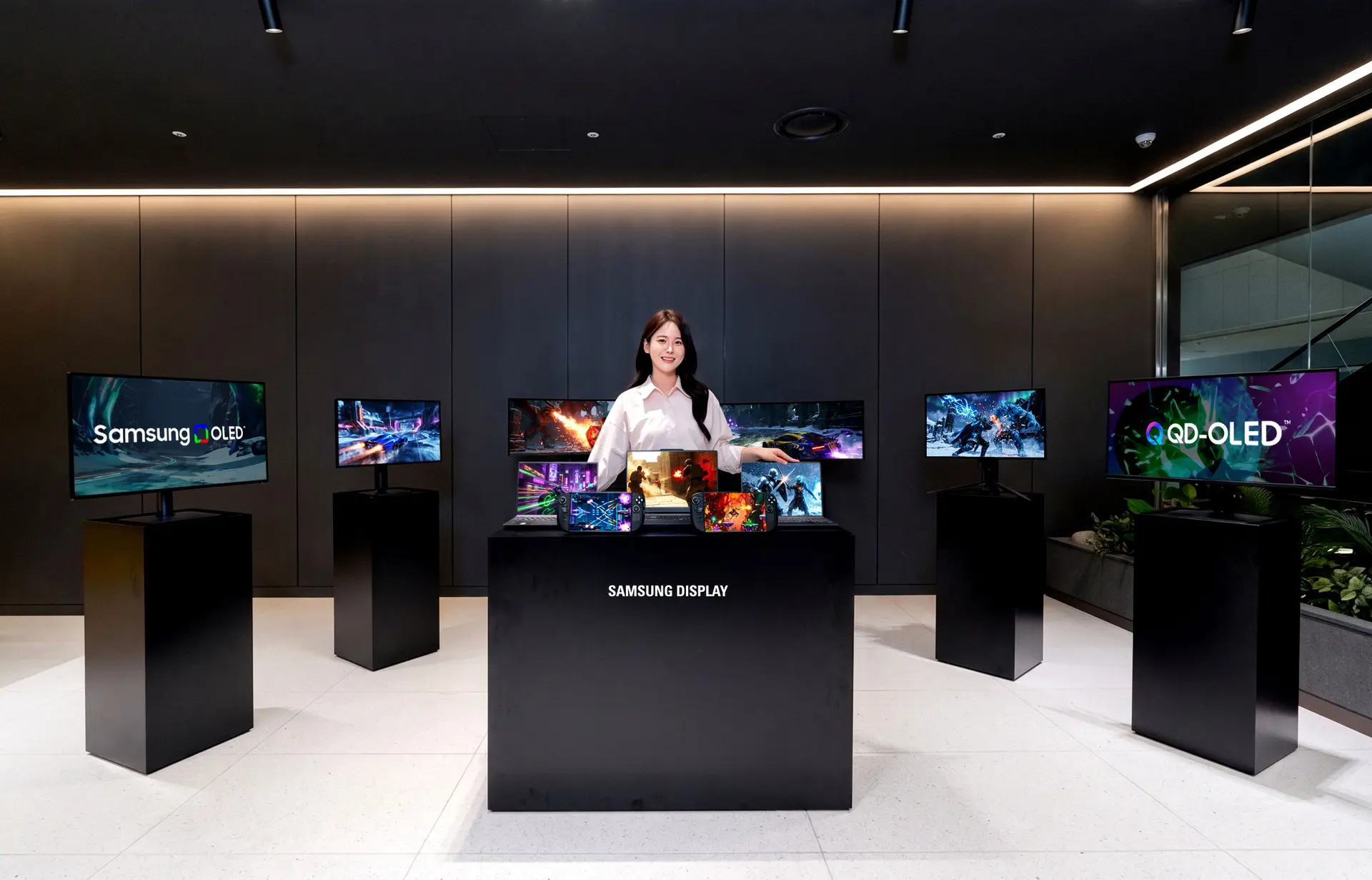 Samsung Display trình làng OLED Ultra Slim tại Computex 2026, mở đường cho laptop gaming mỏng nhẹ