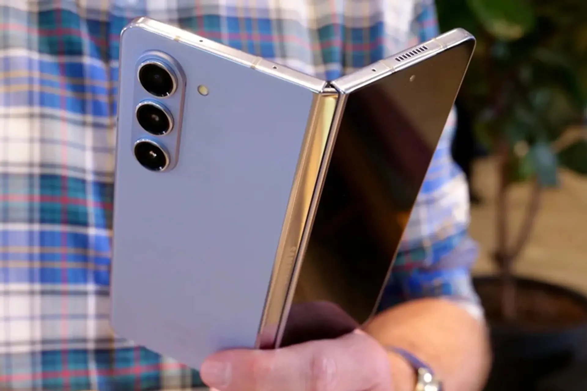 Samsung vô tình xác nhận tên Galaxy Z Fold 7 và Z Flip 7 qua một hình ảnh GIF