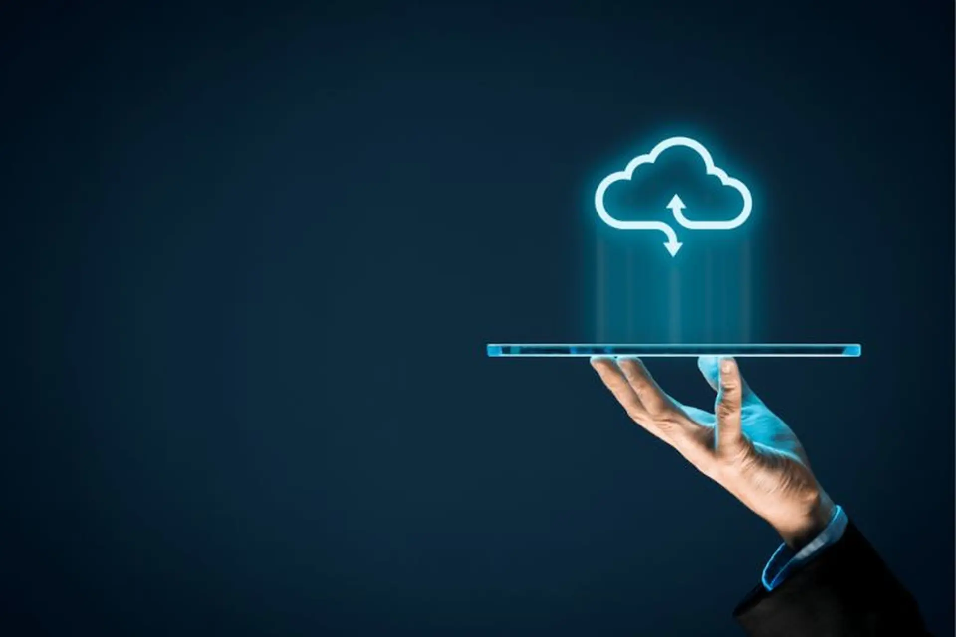 Cloud adoption là gì? Khám phá những lợi ích của cloud adoption đối với doanh nghiệp