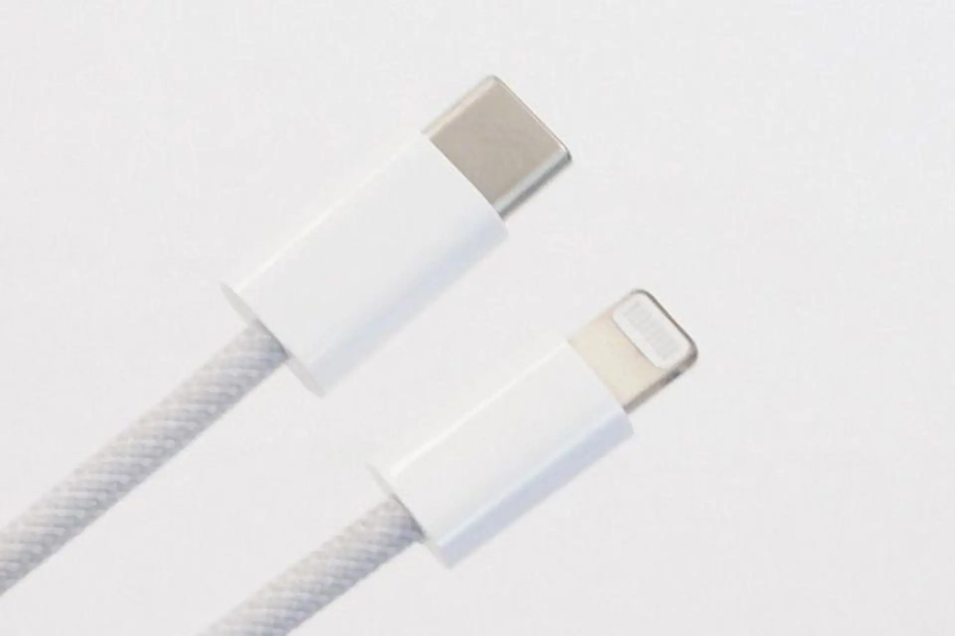 Điểm qua các mẫu dây sạc iPhone chính hãng tốt nhất, vừa sạc nhanh, vừa đảm bảo an toàn