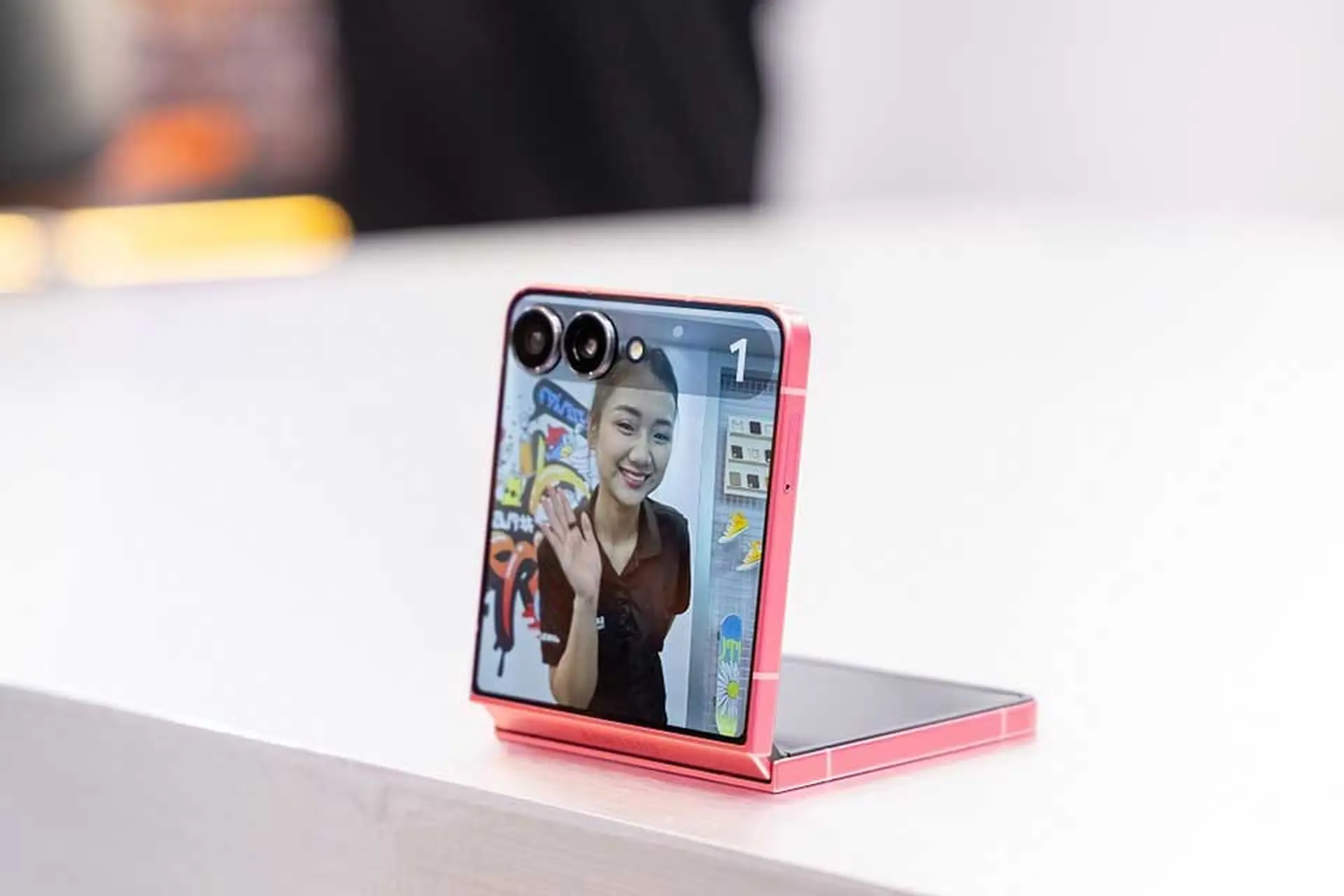 Khám phá Samsung Galaxy Z Flip7: Smartphone sang chảnh cho người yêu phong cách