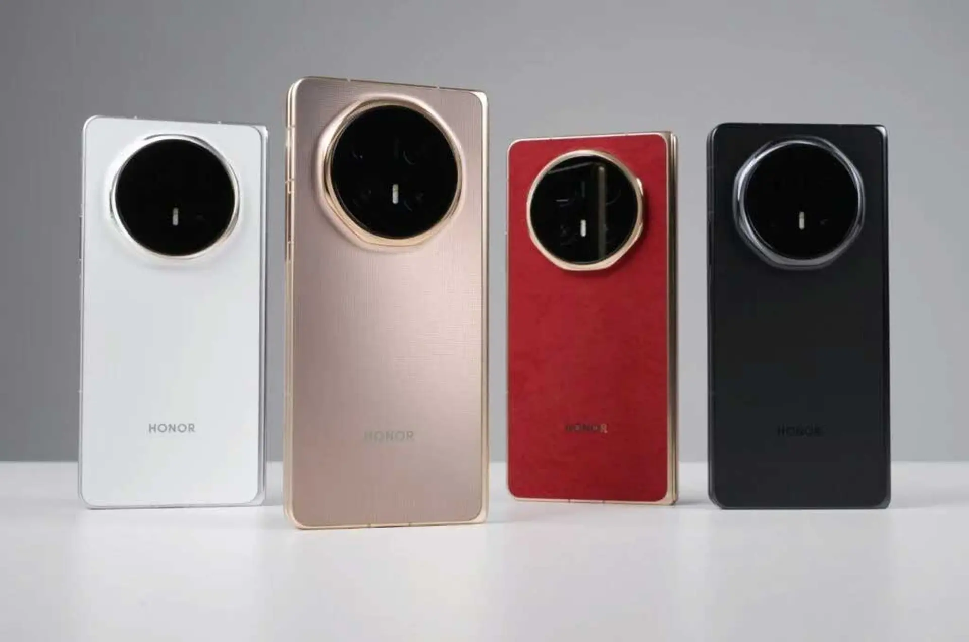 HONOR Magic V6 trình làng tại MWC 2026: Gập mỏng, pin 6.660mAh, IP68/IP69